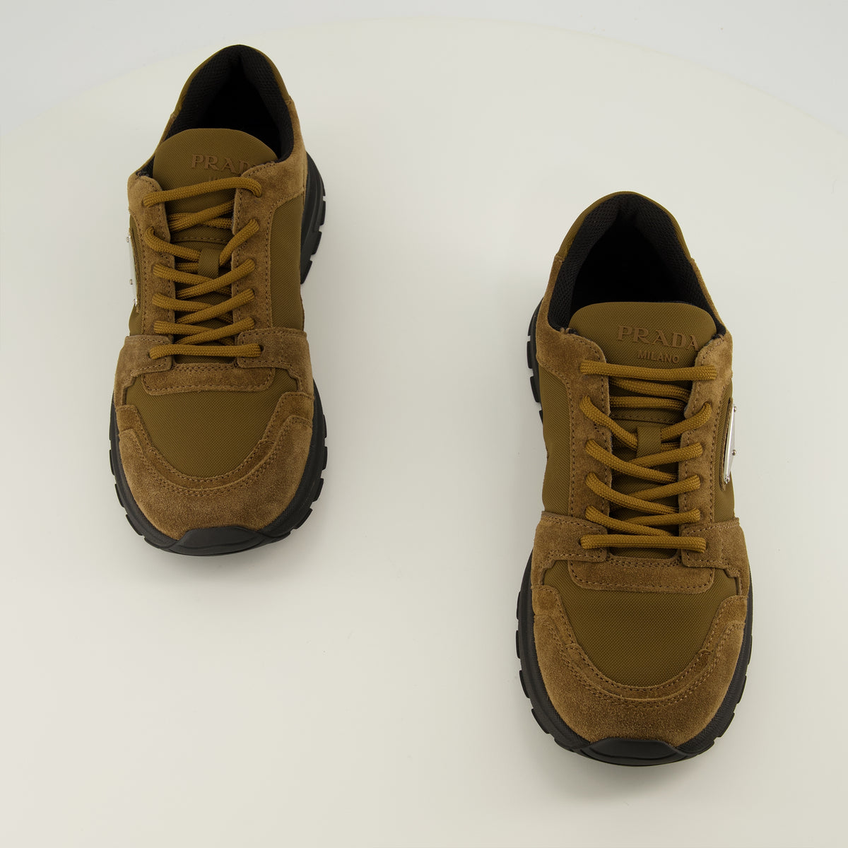 Baskets Baskets Prax en daim et Re-Nylon marron Prada Marron Homme