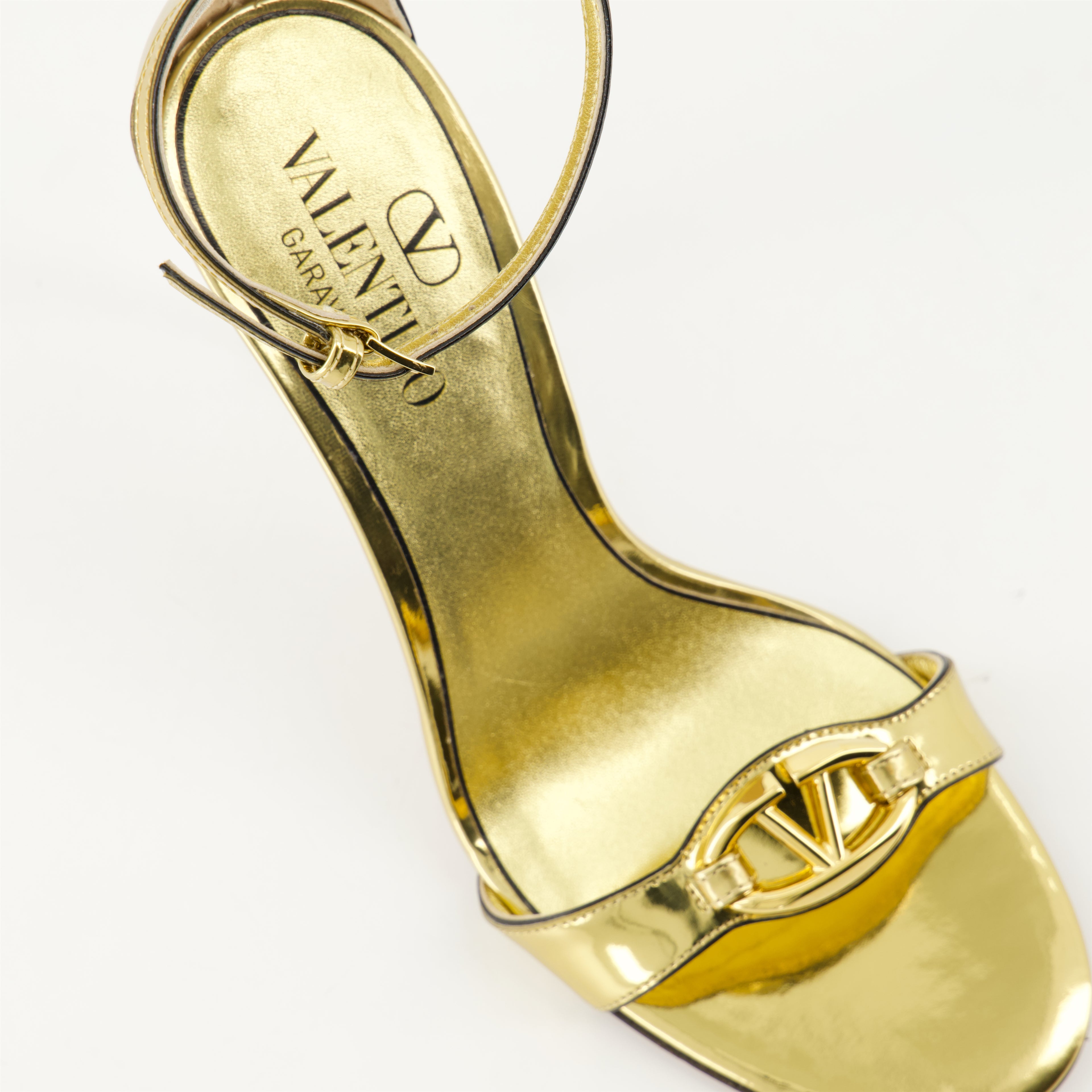 Chaussures ouvertes Sandales à talon VLogo Valentino Garavani Doré Femme