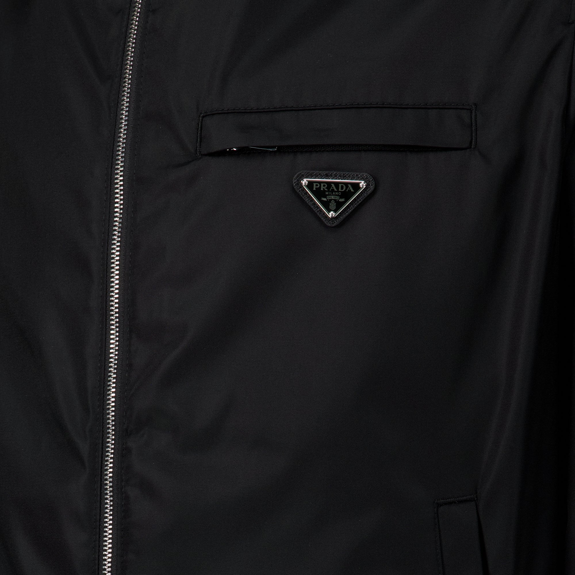 Vestes Schwarze Re-Nylon Jacke Prada Noir Homme