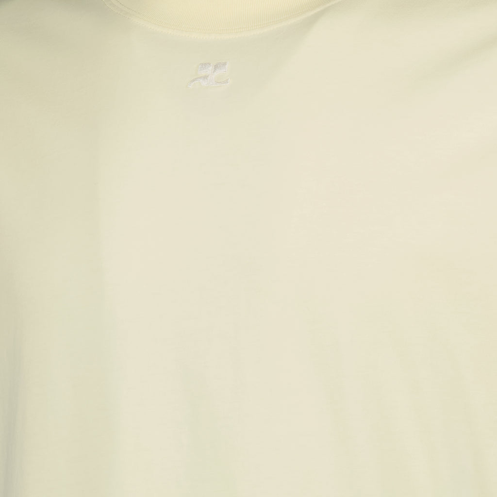 Imagen de la camiseta oversize de la marca Courrèges para Hombre - Temporada Otoño-Invierno 2025 - Vista Detallada_3