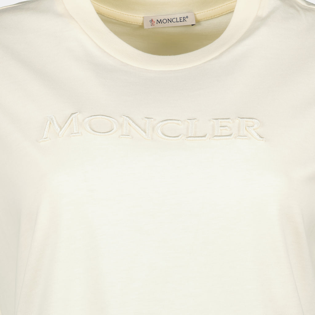 Immagine dell'articolo T-shirt bianca con logo ricamato del marchio Moncler per donna - Stagione Primavera-Estate 2026 - Vista dettagliata 1