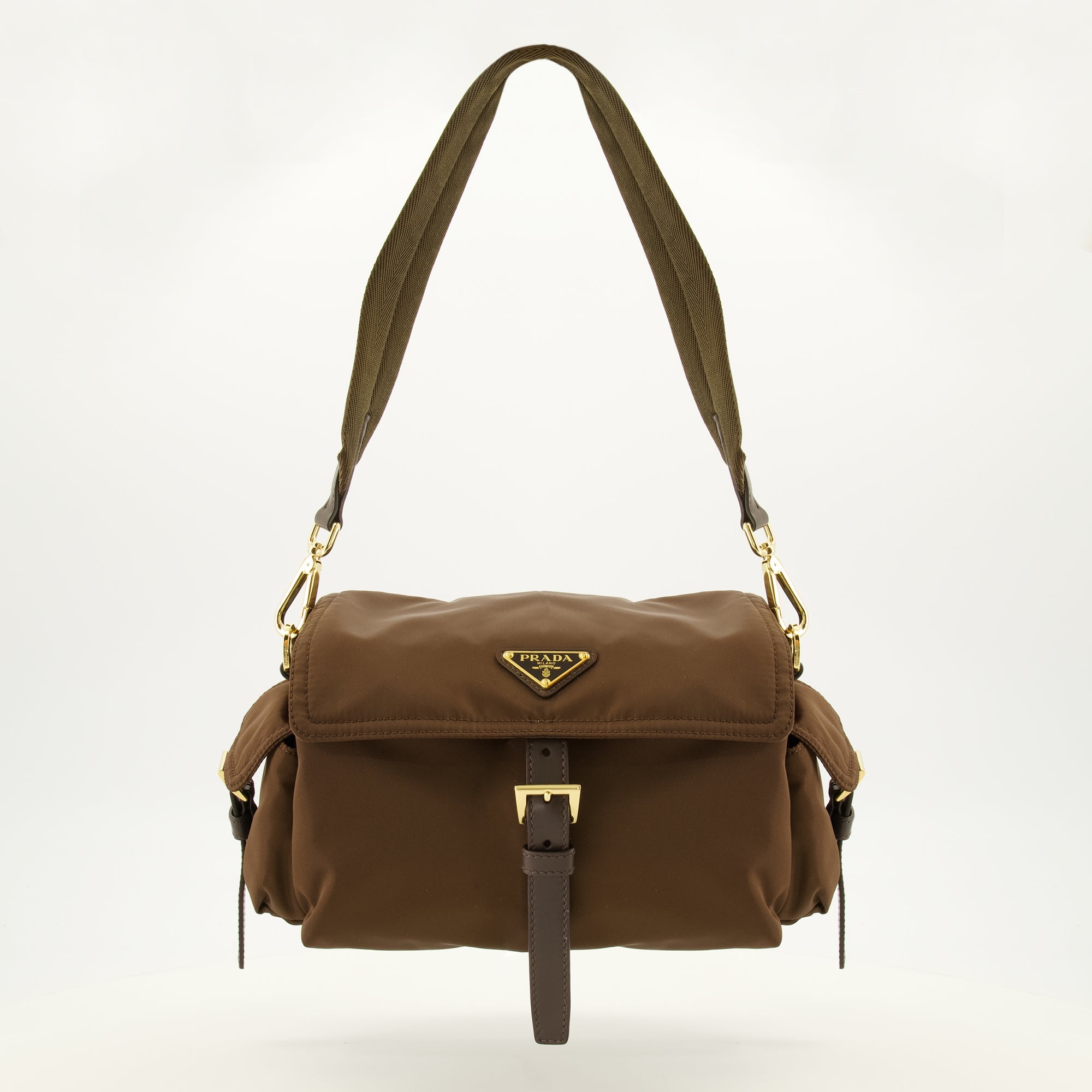 Sacs à main et épaule Bolso Explore en Re-Nylon Marrón Prada Marron Femme
