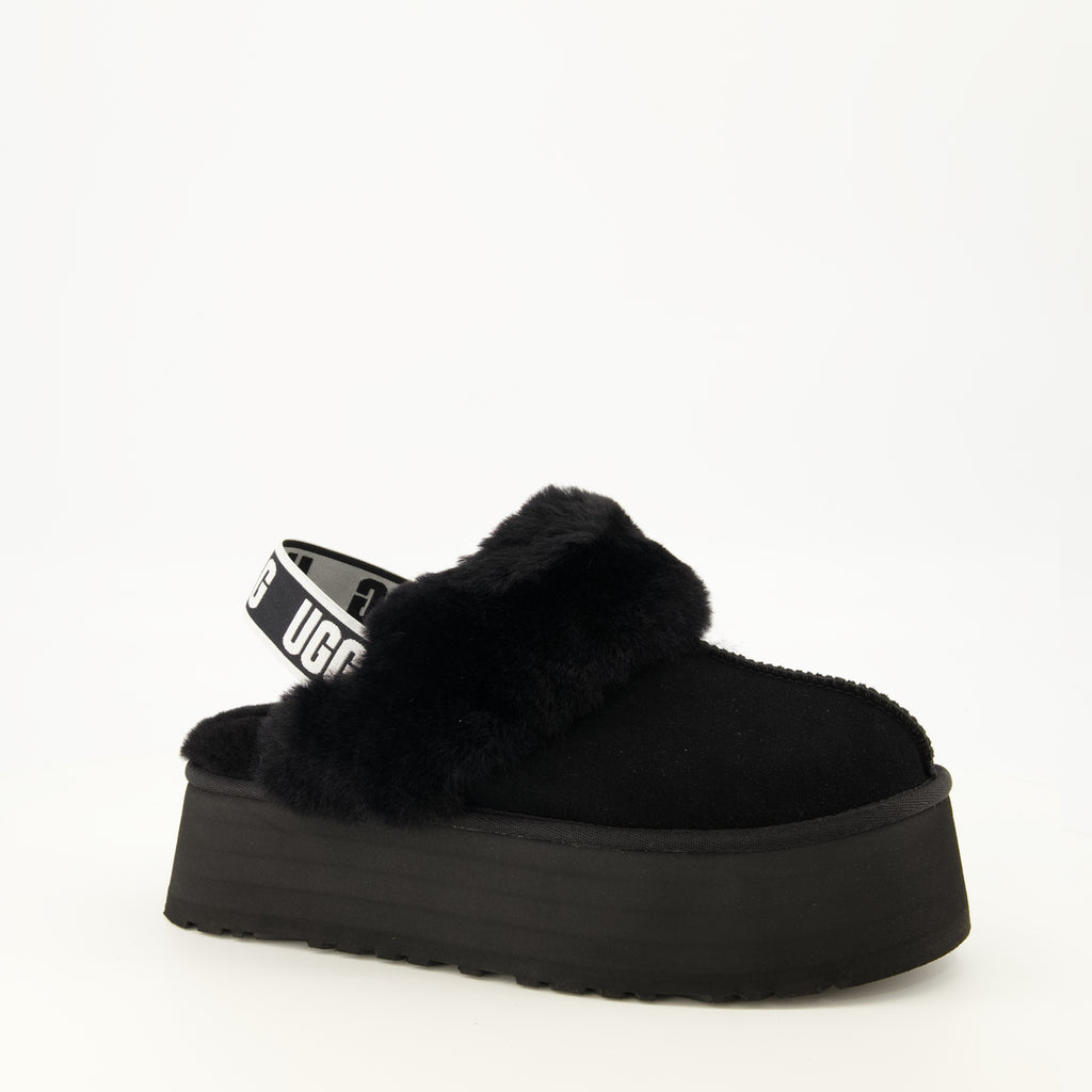 Chaussures ouvertes ファンケッテ ブラック スリッパ Ugg Noir Femme