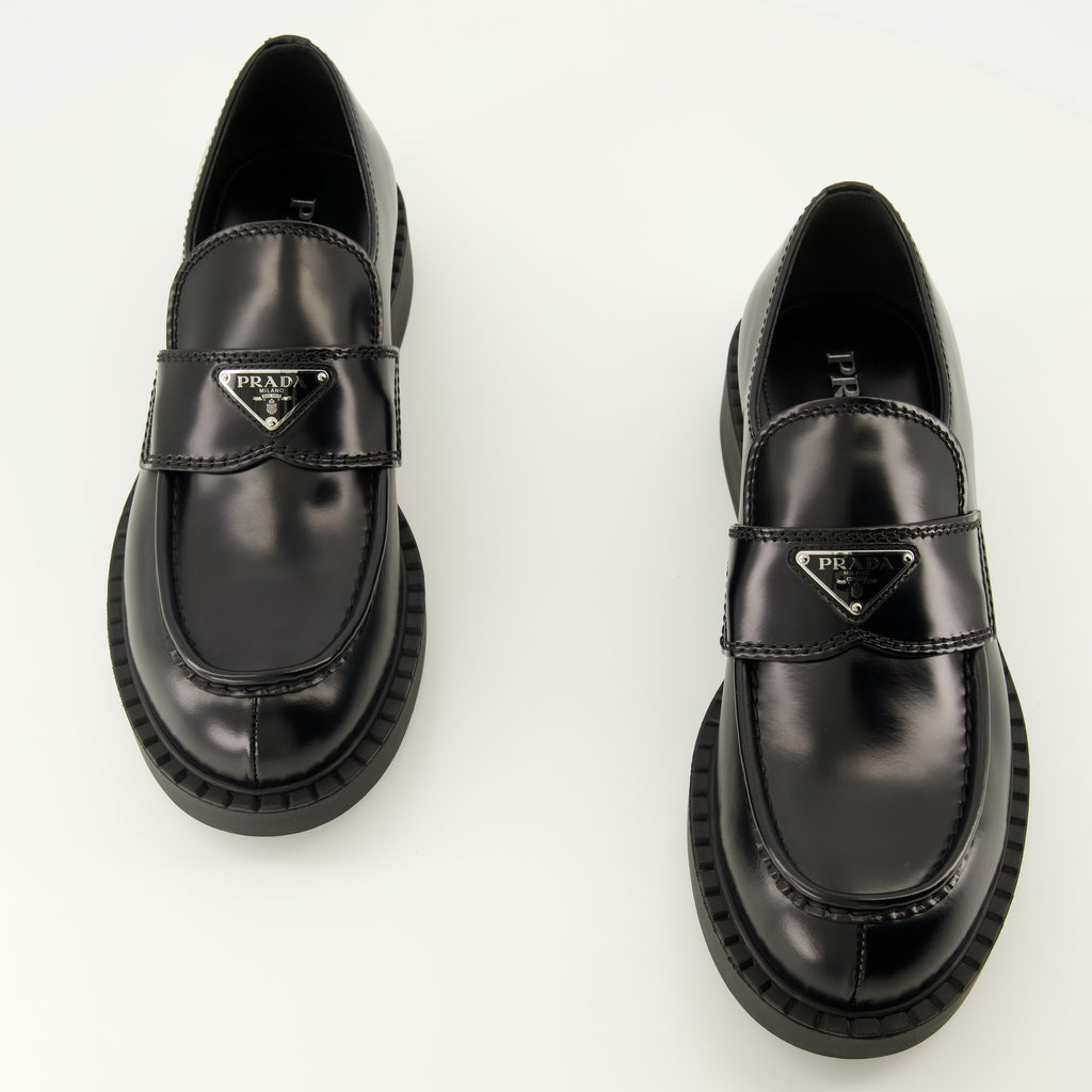 Mocassins Moccassins Chocolate noir en cuir brossé Prada Noir Homme