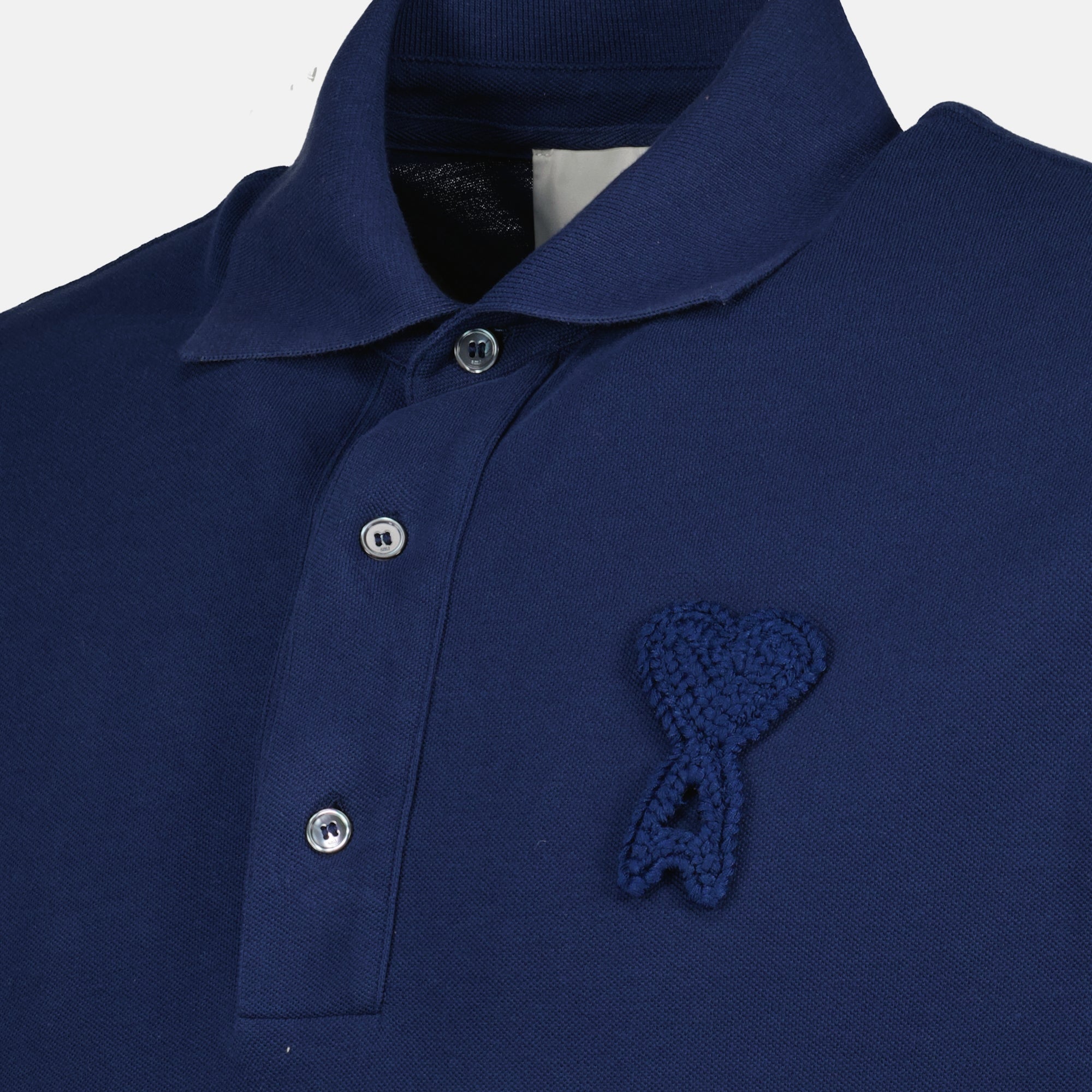 Image de l'article Polo AMI de coeur tissé bleu beige de la marque Ami PARIS pour Unisex - Saison Printemps-Été 2026 - Vue détaillée_1