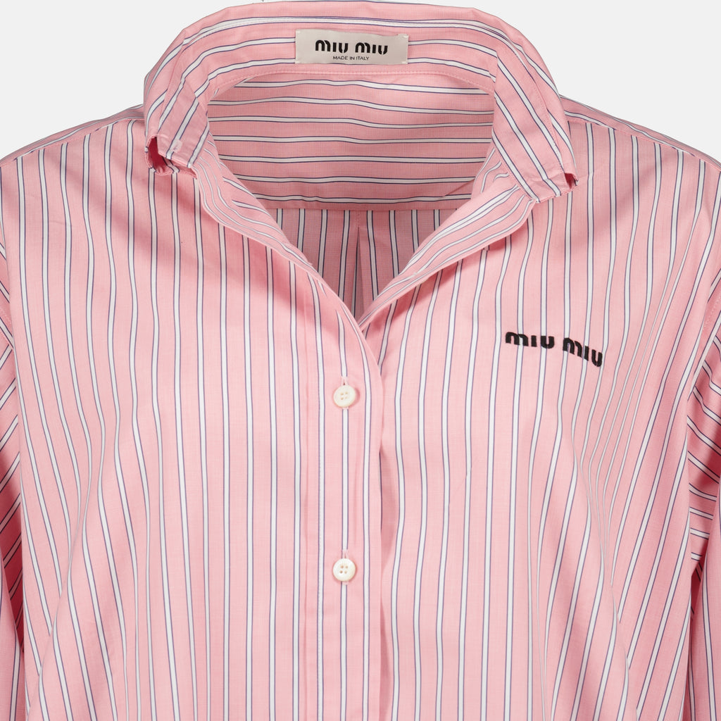 Immagine della Camicia Oversize in Popeline Rosa a Righe di Miu Miu per Donna - Stagione Primavera-Estate 2026 - Vista Dettagliata 2