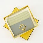 スモールレザーグッズ FFダイヤモンドカードホルダー Fendi 緑 Femme