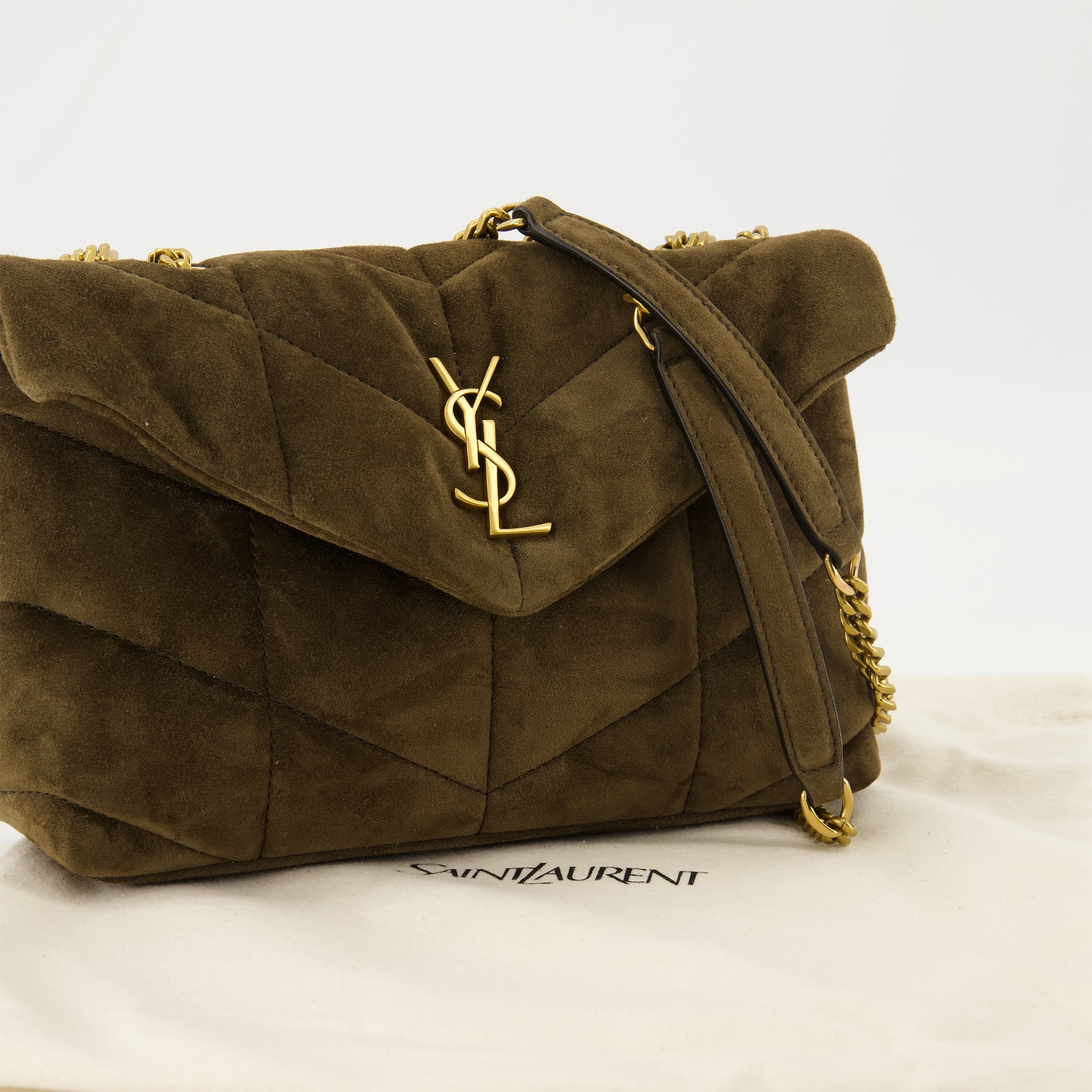 Image de l'article Sac Loulou Puffer Toy de la marque Saint Laurent pour Femme - Saison Automne-Hiver 2025 - Vue détaillée_2