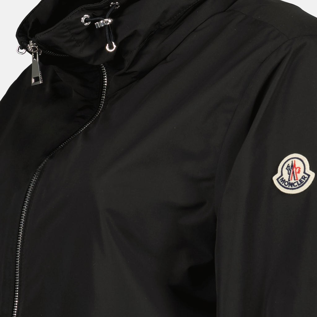 Image of the short Enette black parka from the Moncler brand for Women - Spring-Summer 2026 - Detailed View_1