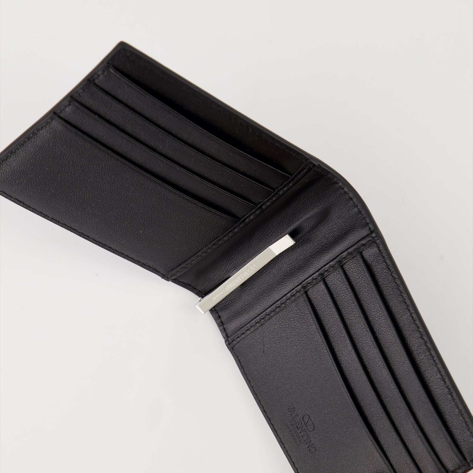 Small leather goods Portefeuille VLogo Valentino Garavani Black Homme