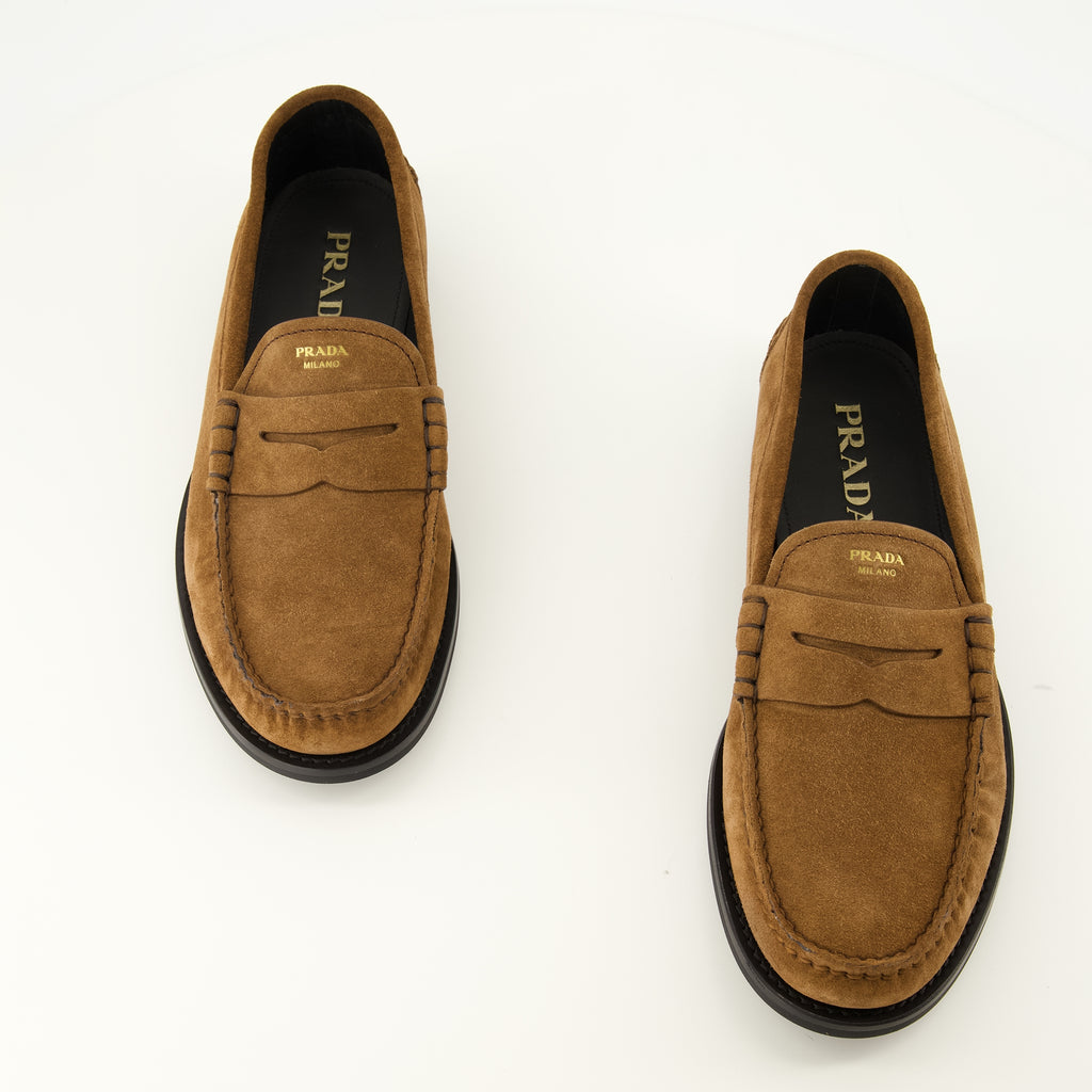 Mocassins Mocassini in Pelle Scamosciata Marroni Prada Marron Homme