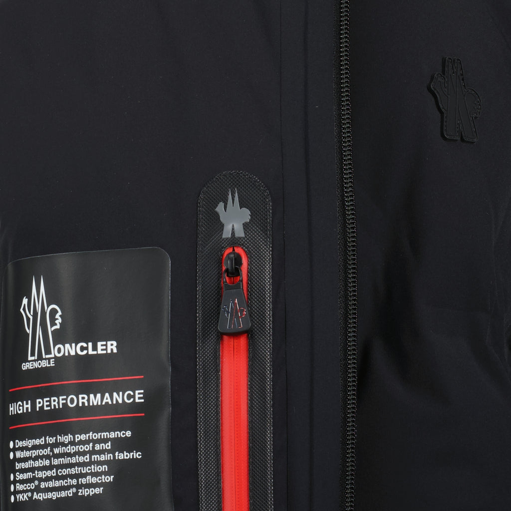 Image of the Angren down jacket by Moncler Grenoble for Men - Autumn-Winter 2025 - Detailed View_1