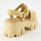 Chaussures ouvertes Sandales Monolith en raphia Prada Beige Femme