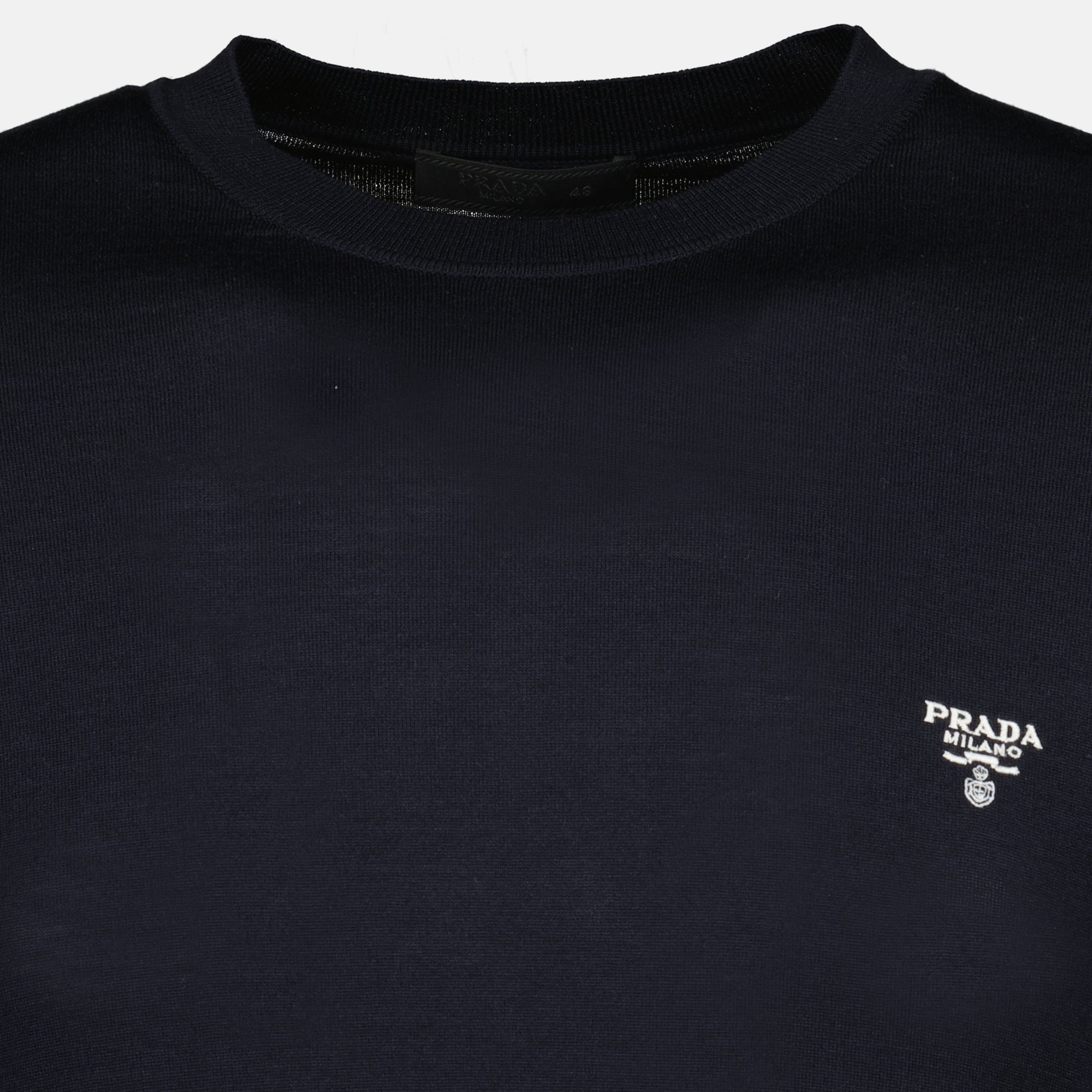 Image de l'article T-shirt en laine fine bleu marine de la marque Prada pour Homme - Saison Printemps-Été 2026 - Vue détaillée_1