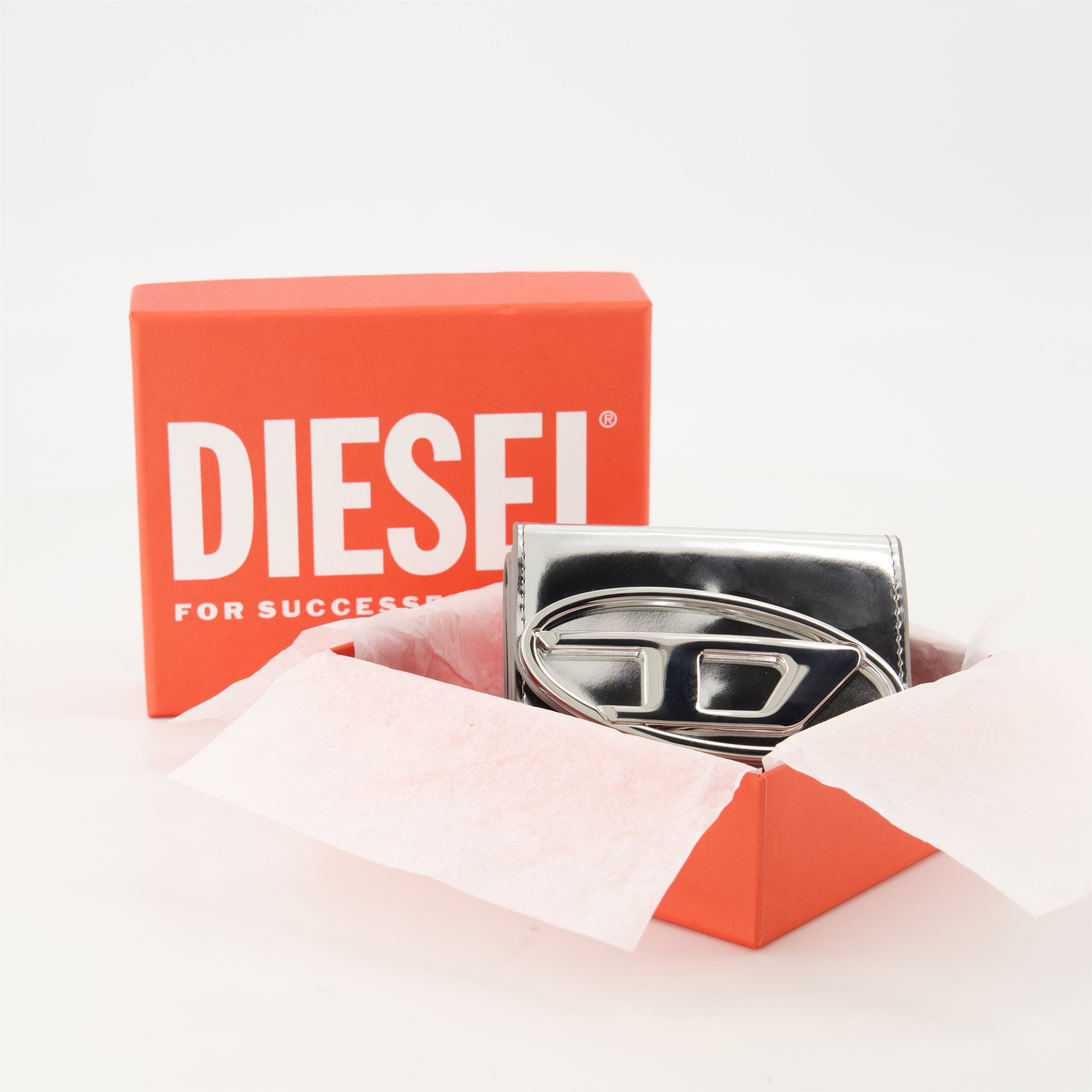 スモールレザーグッズ Portefeuille 1DR Tri Fold Diesel 銀 Femme