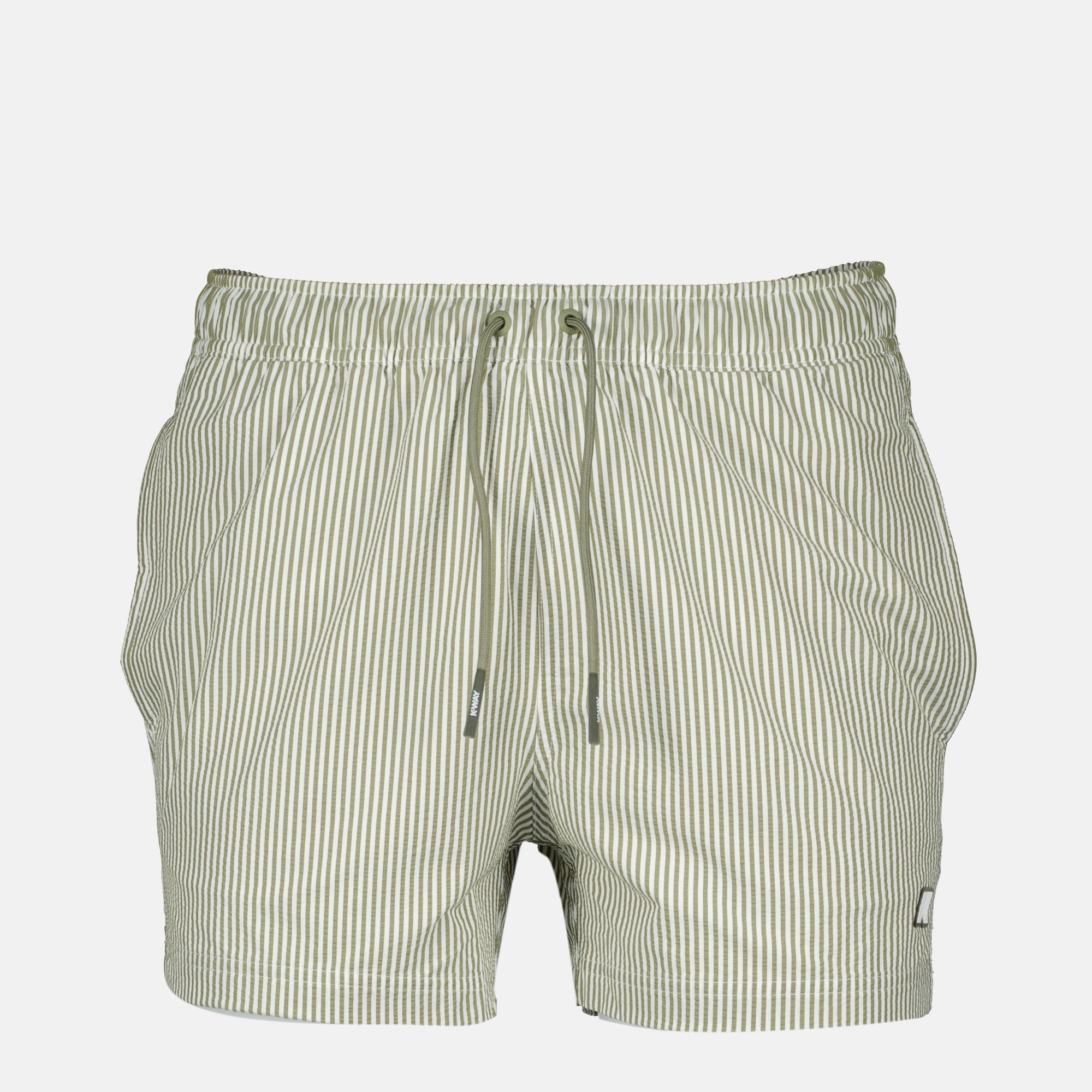 K-Wayのメンズヘイゼルミッドストライプ水着の記事画像 - 春夏2025 - 正面ビュー