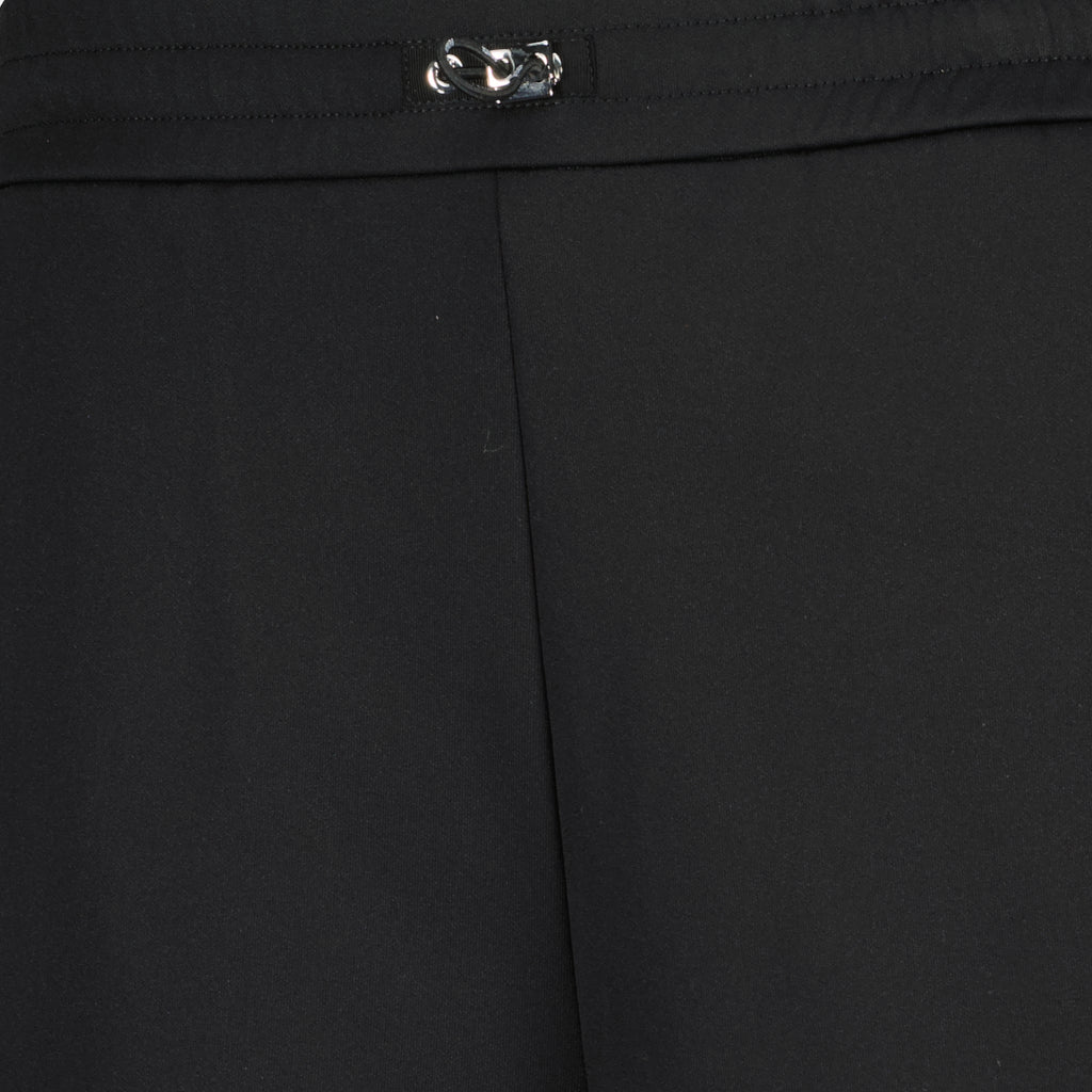 Immagine dei pantaloni corti in cotone nero del marchio Fendi per Uomo - Collezione Primavera-Estate 2026 - Vista Dettagliata_1