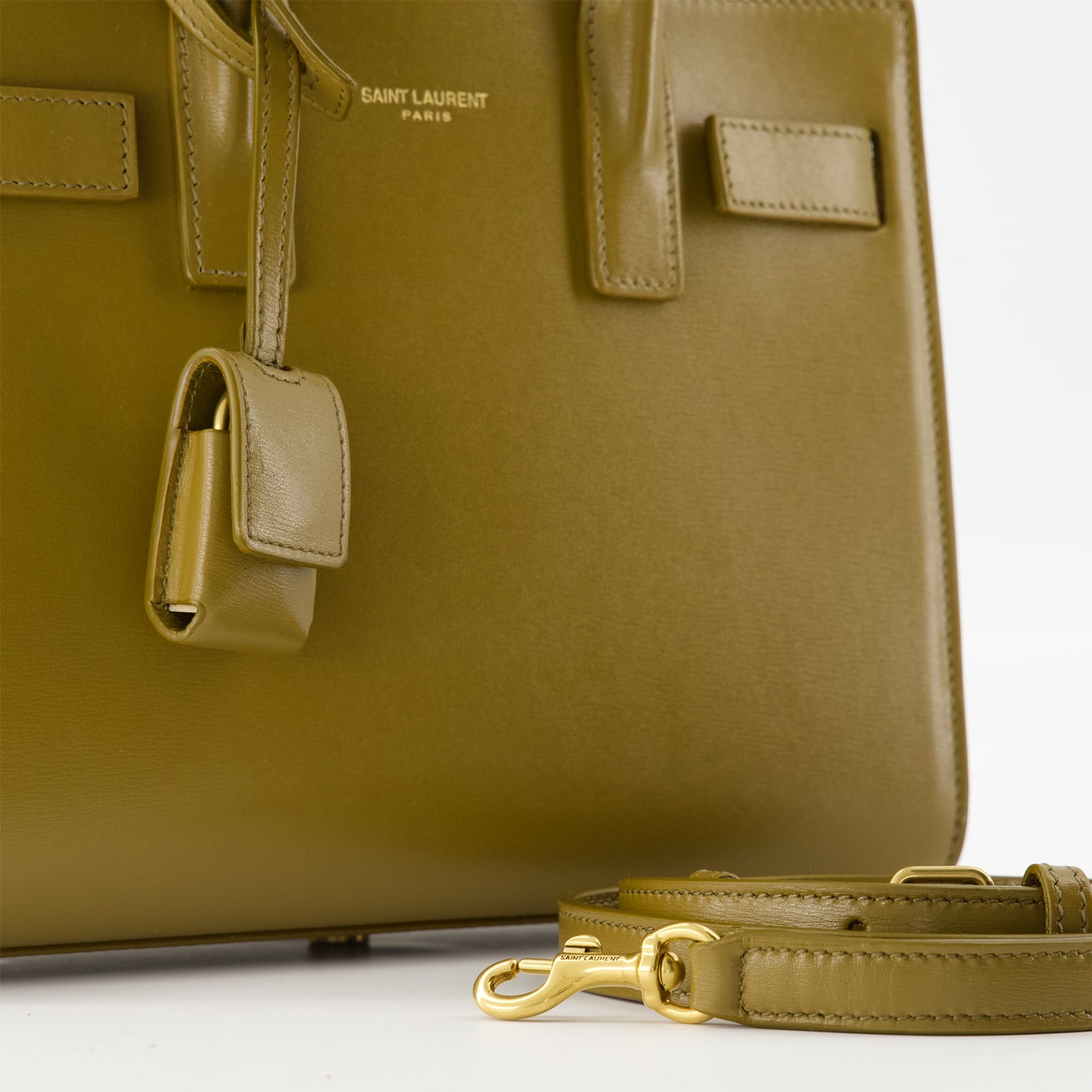 Sacs à main et épaule Sac de jour nano Saint Laurent Vert Femme
