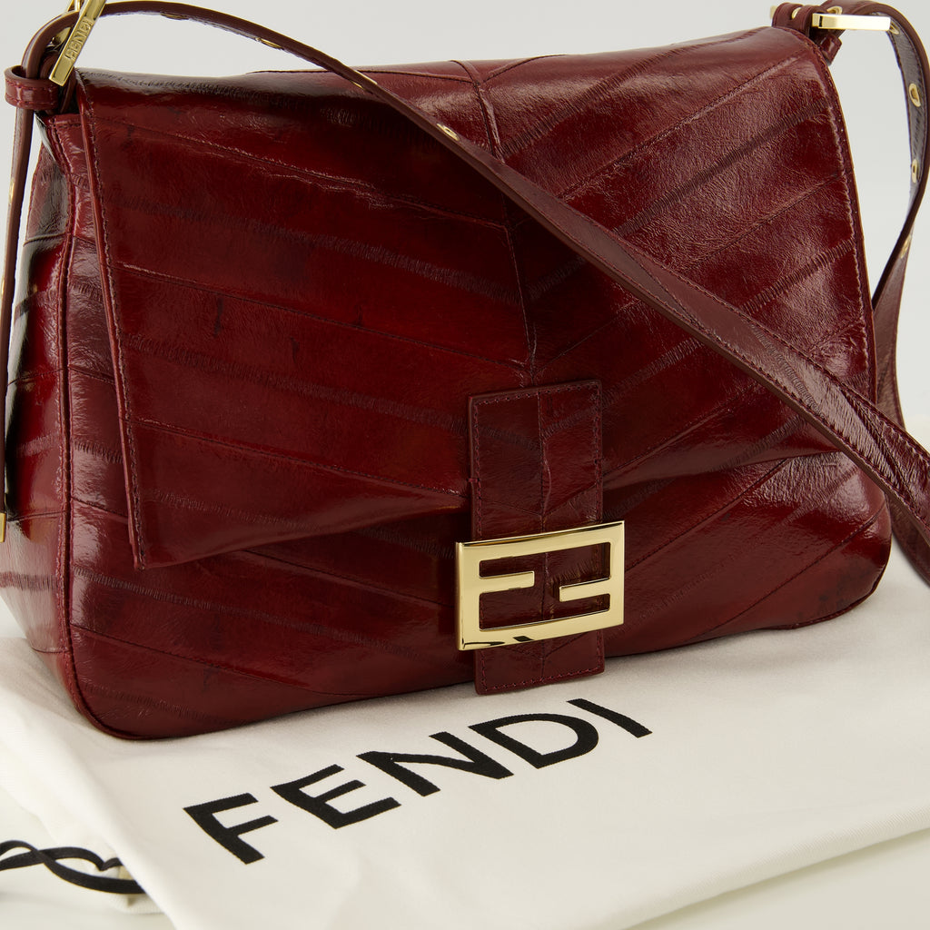 Sacs à main et épaule Sac Flap 26325 en myxine bordeaux Fendi Bordeaux Femme