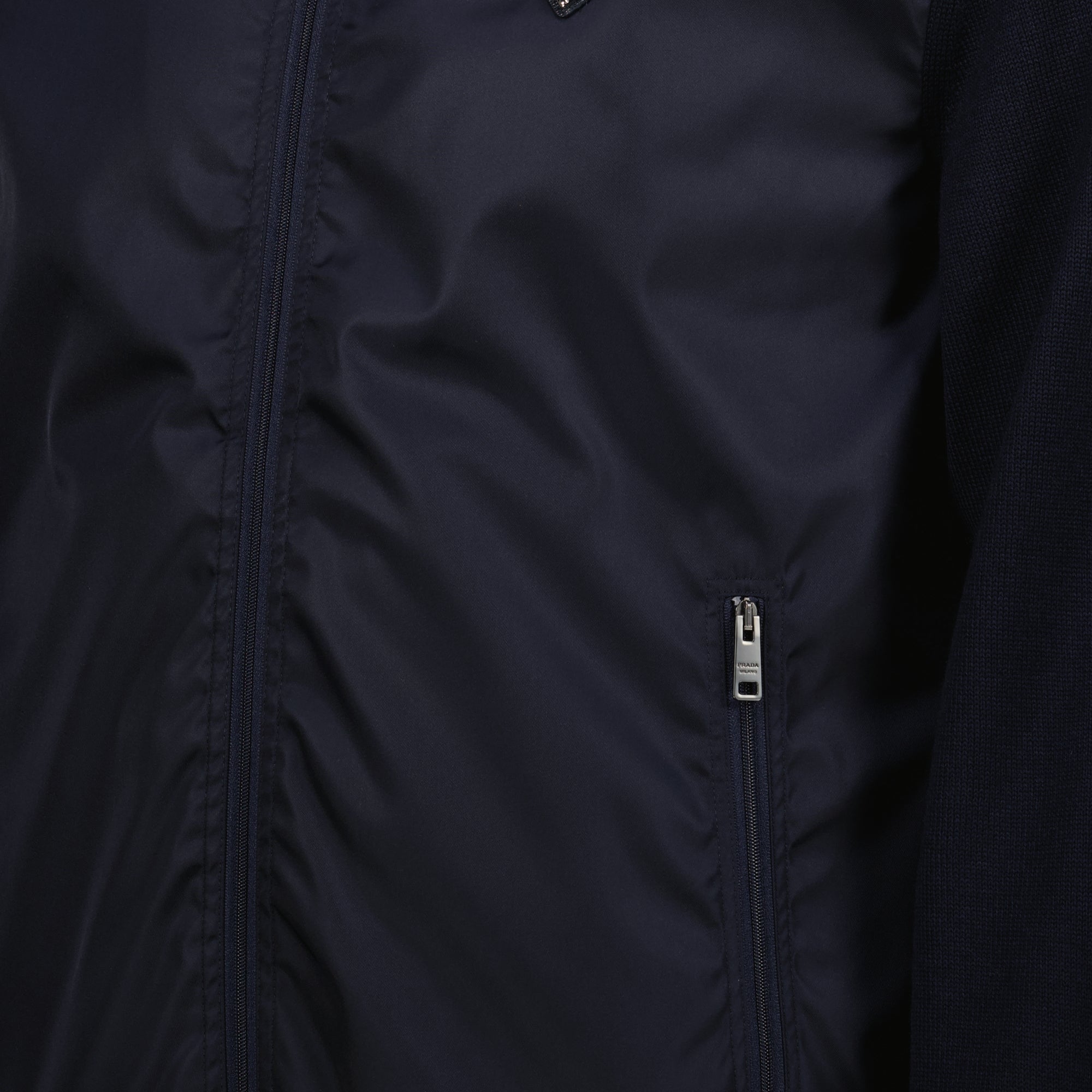 Image de l'article Veste bi-matière de la marque Prada pour Homme - Saison Automne-Hiver 2025 - Vue détaillée_6