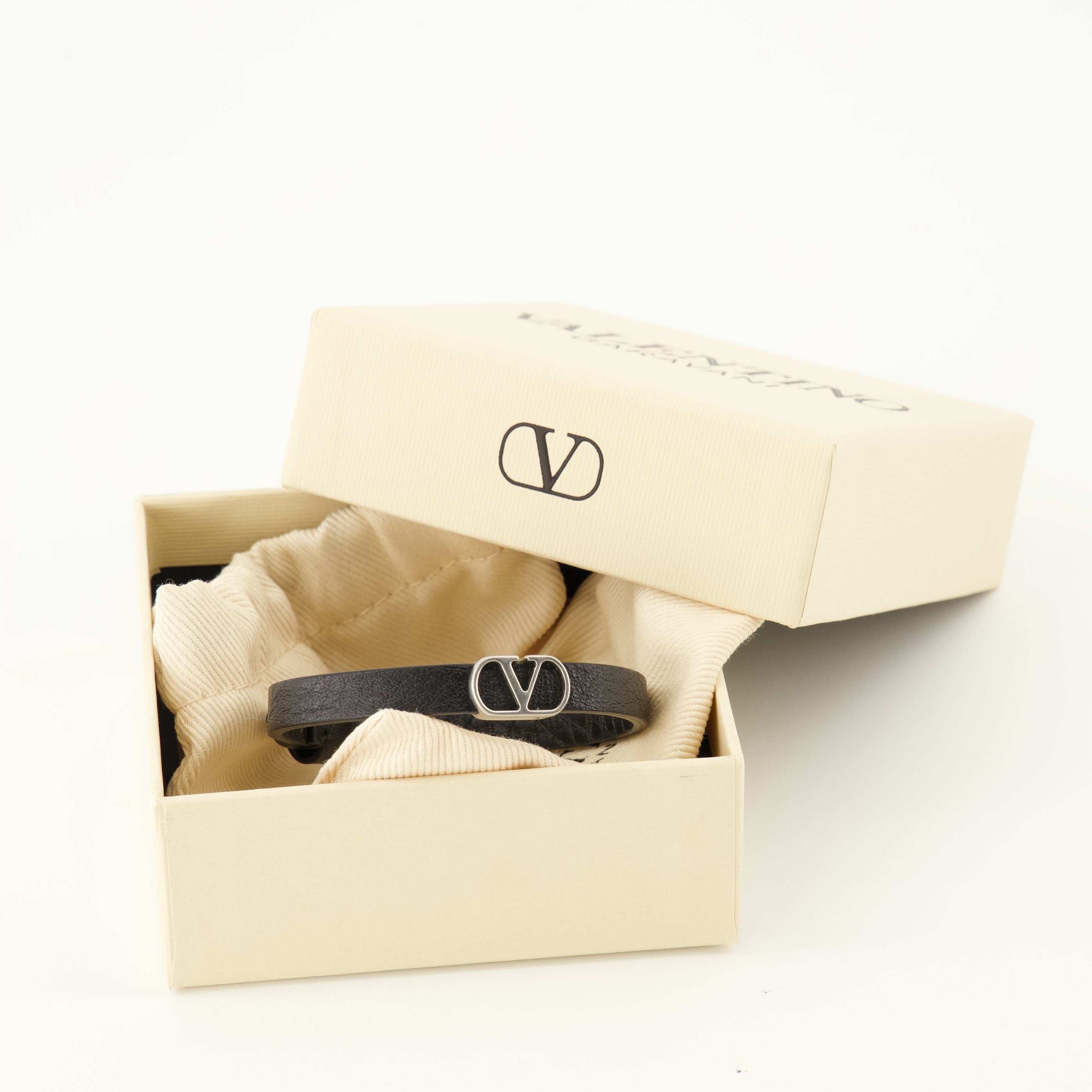 Bijoux VLogo Black Leather Bracelet Valentino Garavani Noir Homme