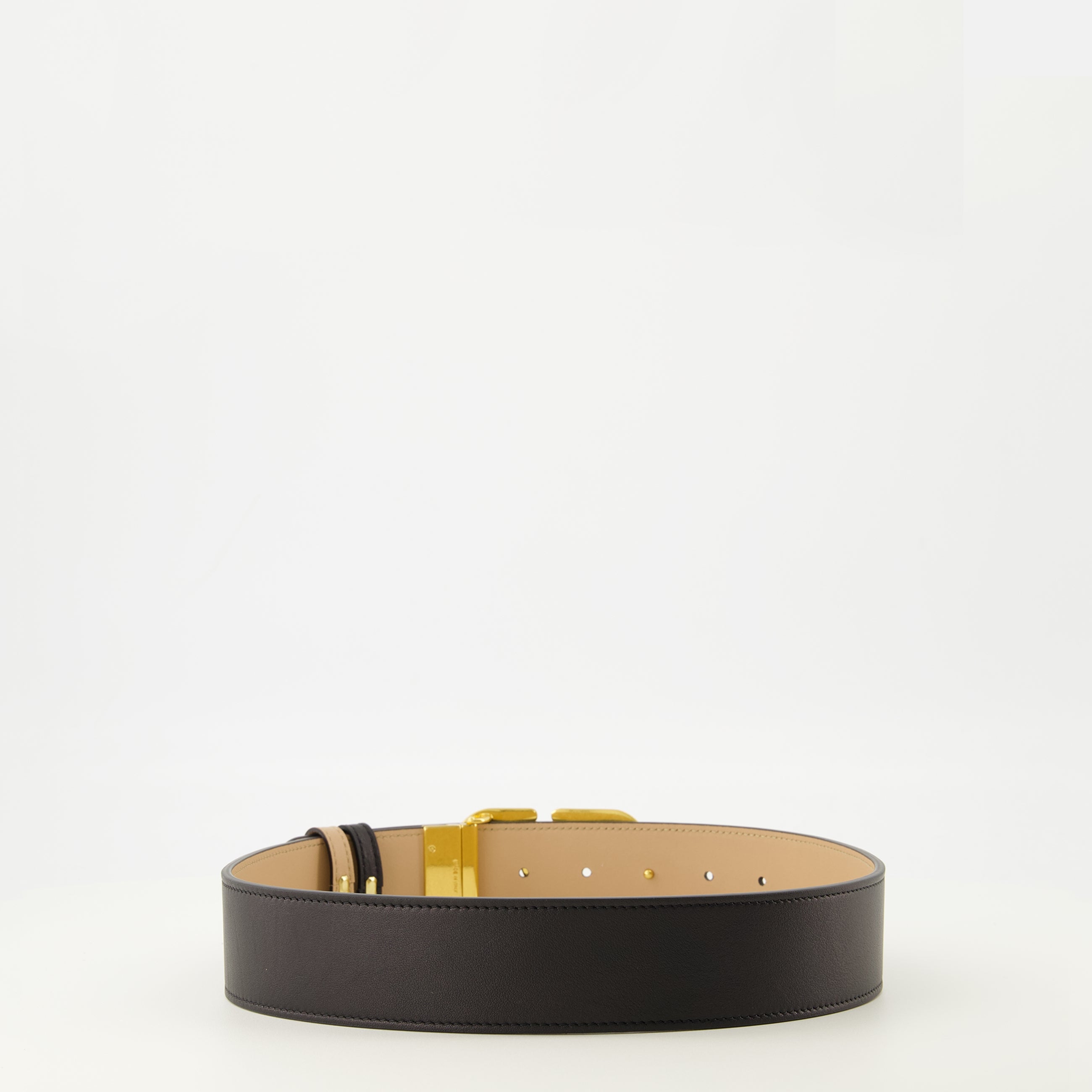 Image de l'article Ceinture Vlogo réversible beige et noir 40 mm de la marque Valentino Garavani pour Femme - Saison Printemps-Été 2026 - Vue détaillée_3