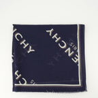 Imagen de la estola Givenchy Shadow de la marca Givenchy para mujer - Temporada Otoño-Invierno 2025 - Vista detallada 3