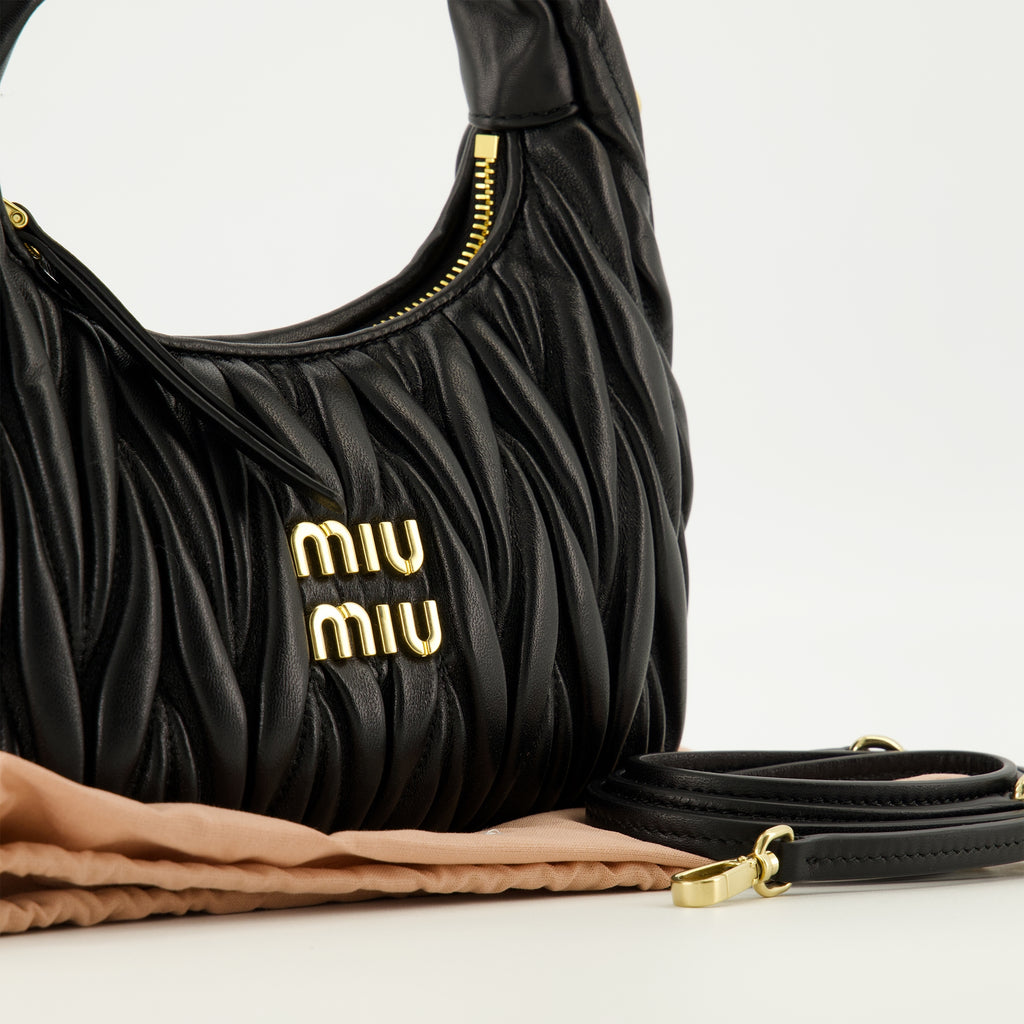 Bild der Miu Miu Damen Hobo Wander Tasche - Frühjahr-Sommer 2026 - Detaillierte Ansicht 2