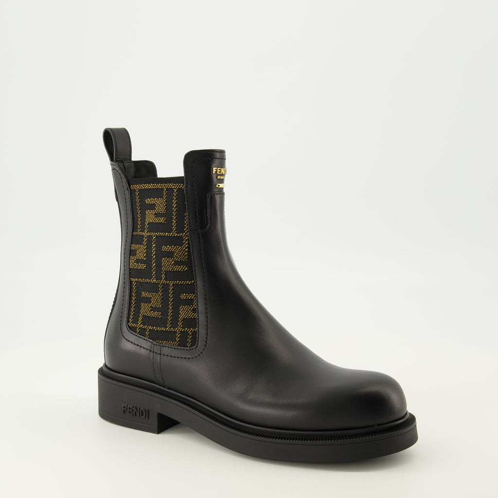 Image de l'article Bottines Filo de la marque Fendi pour Femme - Saison Automne-Hiver 2025 - Vue trois quarts avant droite