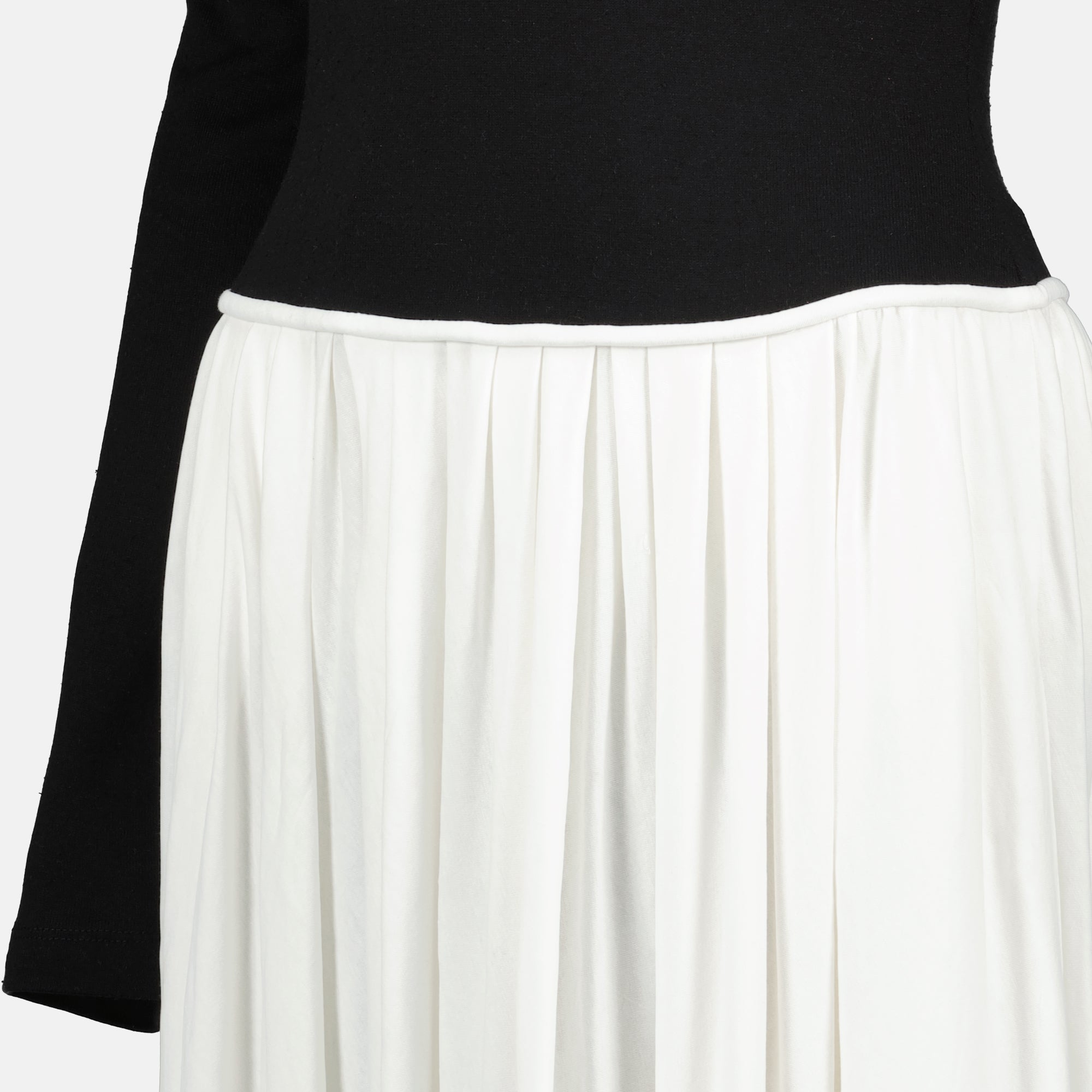 Imagem do vestido Carlotta preto e branco da marca Khaite para Mulheres - Temporada Primavera-Verão 2026 - Vista Detalhada 1
