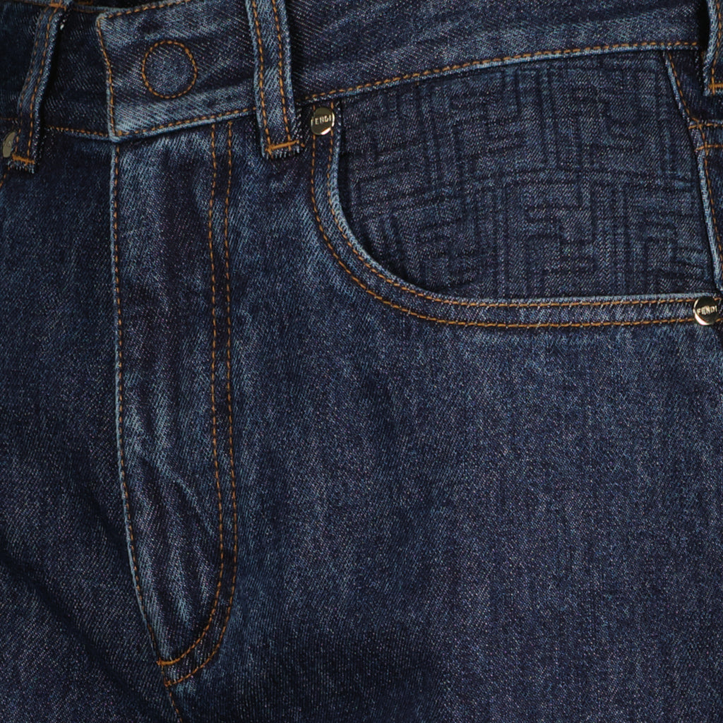 Immagine dei pantaloni shorts in denim blu del marchio Fendi per donna - Primavera-Estate 2026 - Vista dettagliata_2