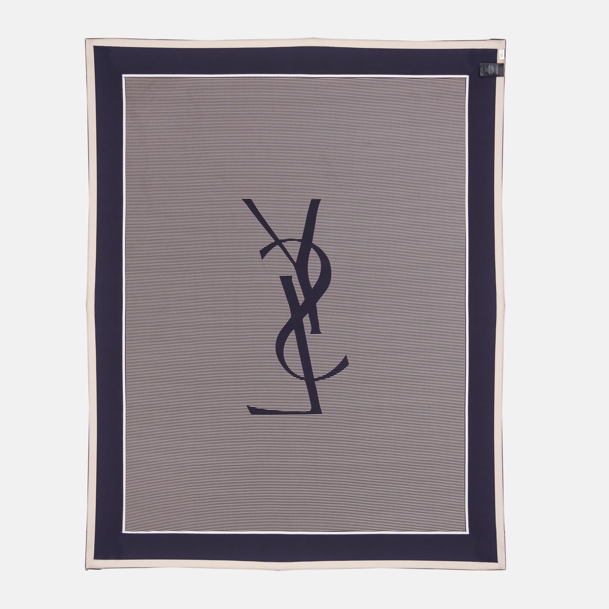 Image de l'article Étole Cassandre de la marque Saint Laurent pour Unisex - Saison Automne-Hiver 2025 - Vue de Dos