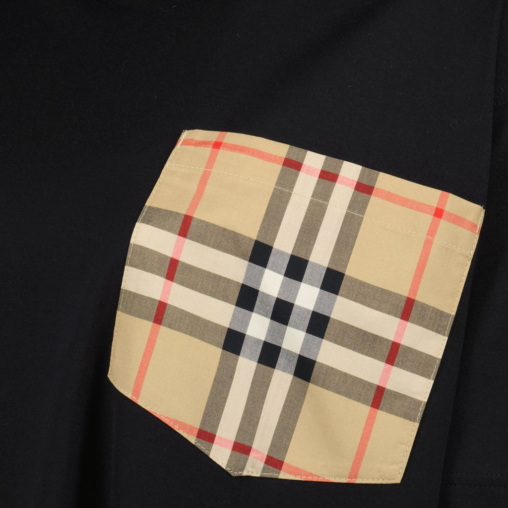Image de l'article T-shirt Check noir de la marque Burberry pour Femme - Saison Printemps-Été 2026 - Vue détaillée_2