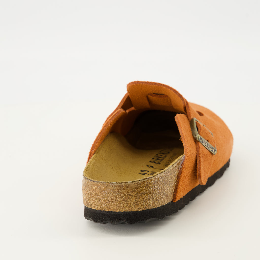 Image of the Birkenstock orange suede Boston clogs for Unisex - Spring-Summer 2026 season - Back view