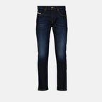 Diesel 브랜드의 남성용 Jean D-Strukt 2019 L.30 제품 이미지 - 2025년 가을-겨울 컬렉션 - 정면 보기