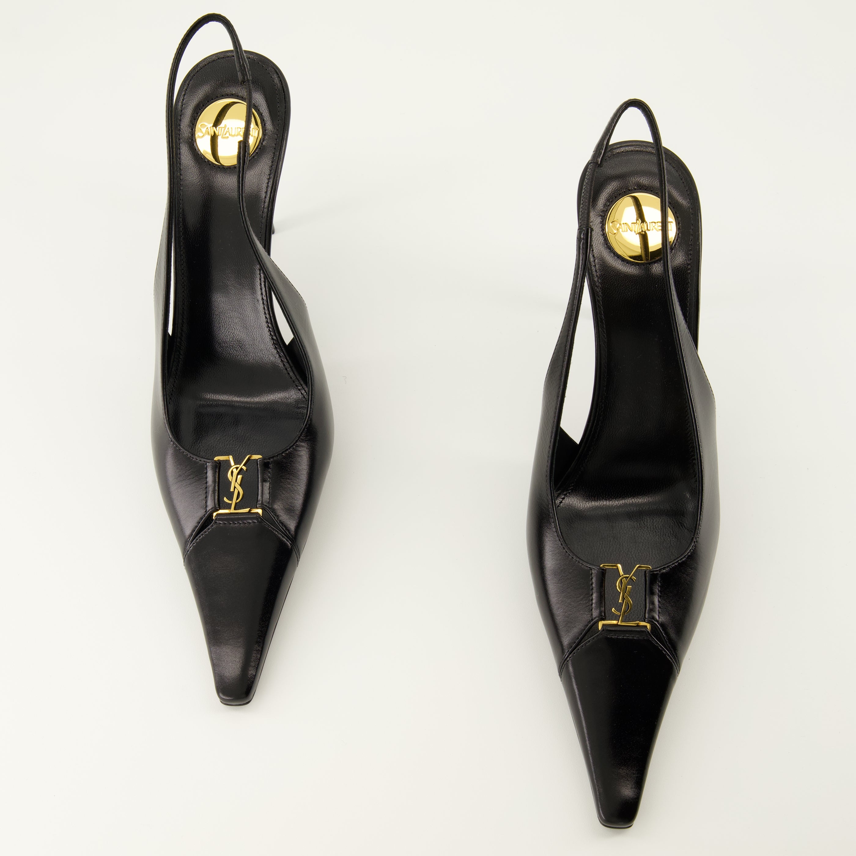 Image de l'article Escarpins Babylone en cuir noir de la marque Saint Laurent pour Femme - Saison Printemps-Été 2026 - Vue de dessus paire de chaussure