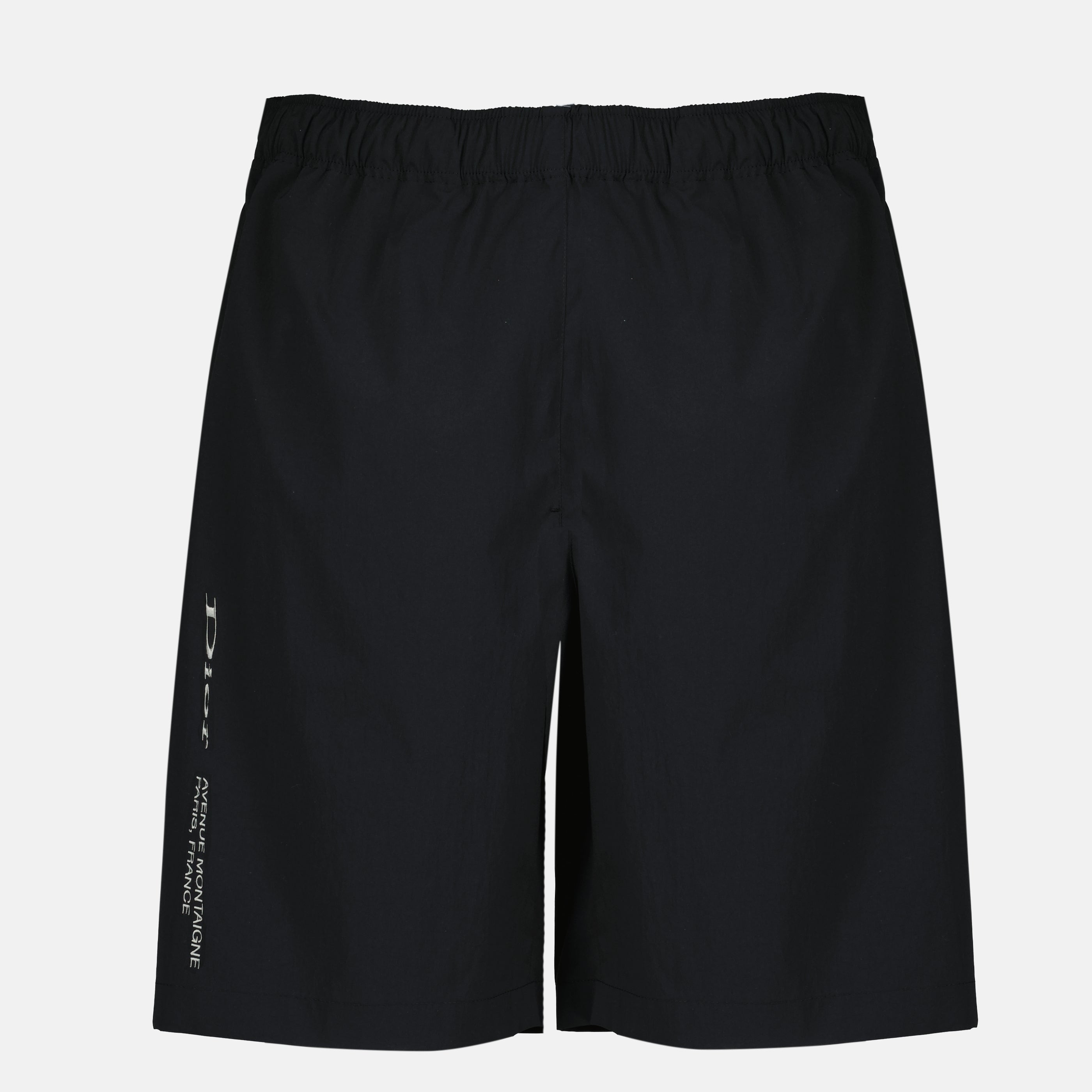 Immagine dei pantaloni corti neri Dior Montaigne del marchio Dior per Uomo - Stagione Primavera-Estate 2026 - Vista Frontale