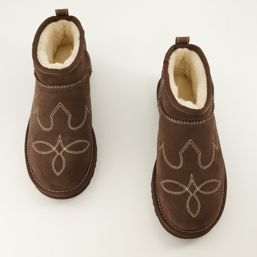 Bottines クラシックウルトラミニウエスタンブラウンブーツ Ugg Marron Femme