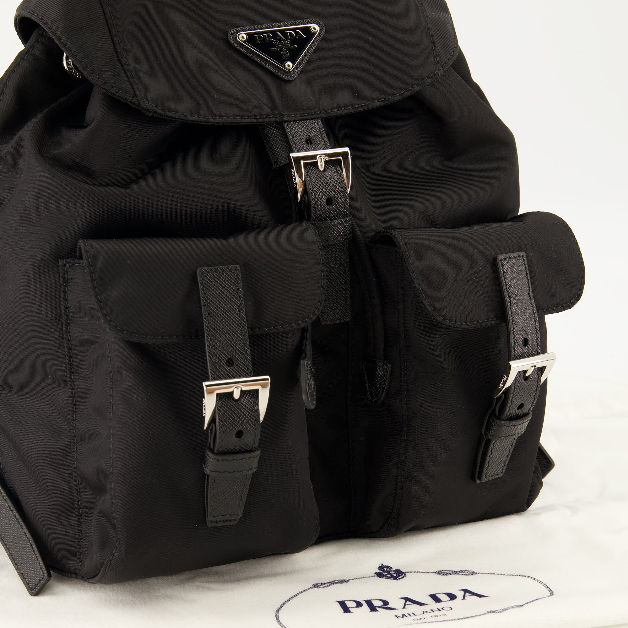 Sacs à dos Petit sac à dos en Re-Nylon noir Prada Noir Femme