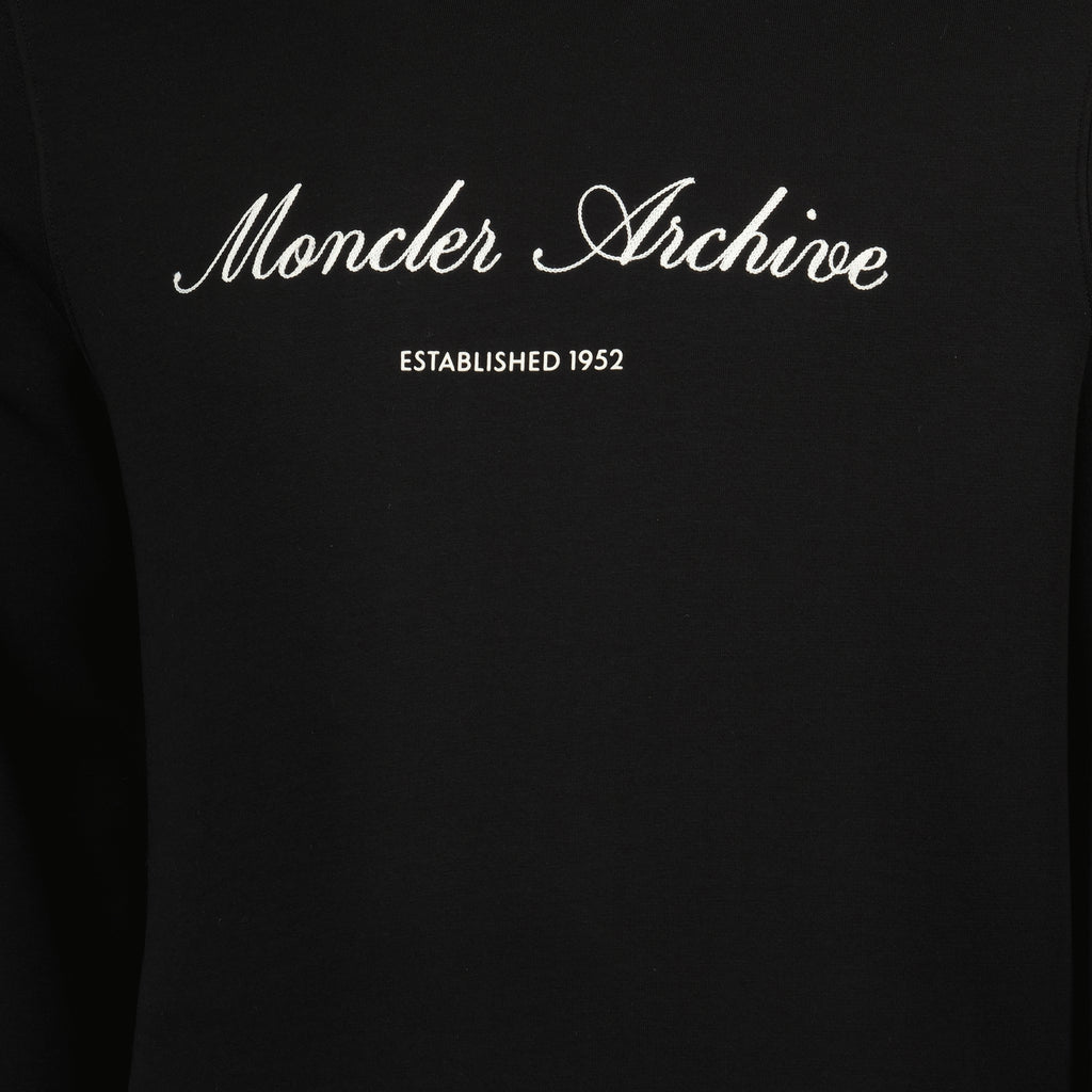 Image de l'article Sweat logo noir de la marque Moncler pour Homme - Saison Printemps-Été 2026 - Vue détaillée_2