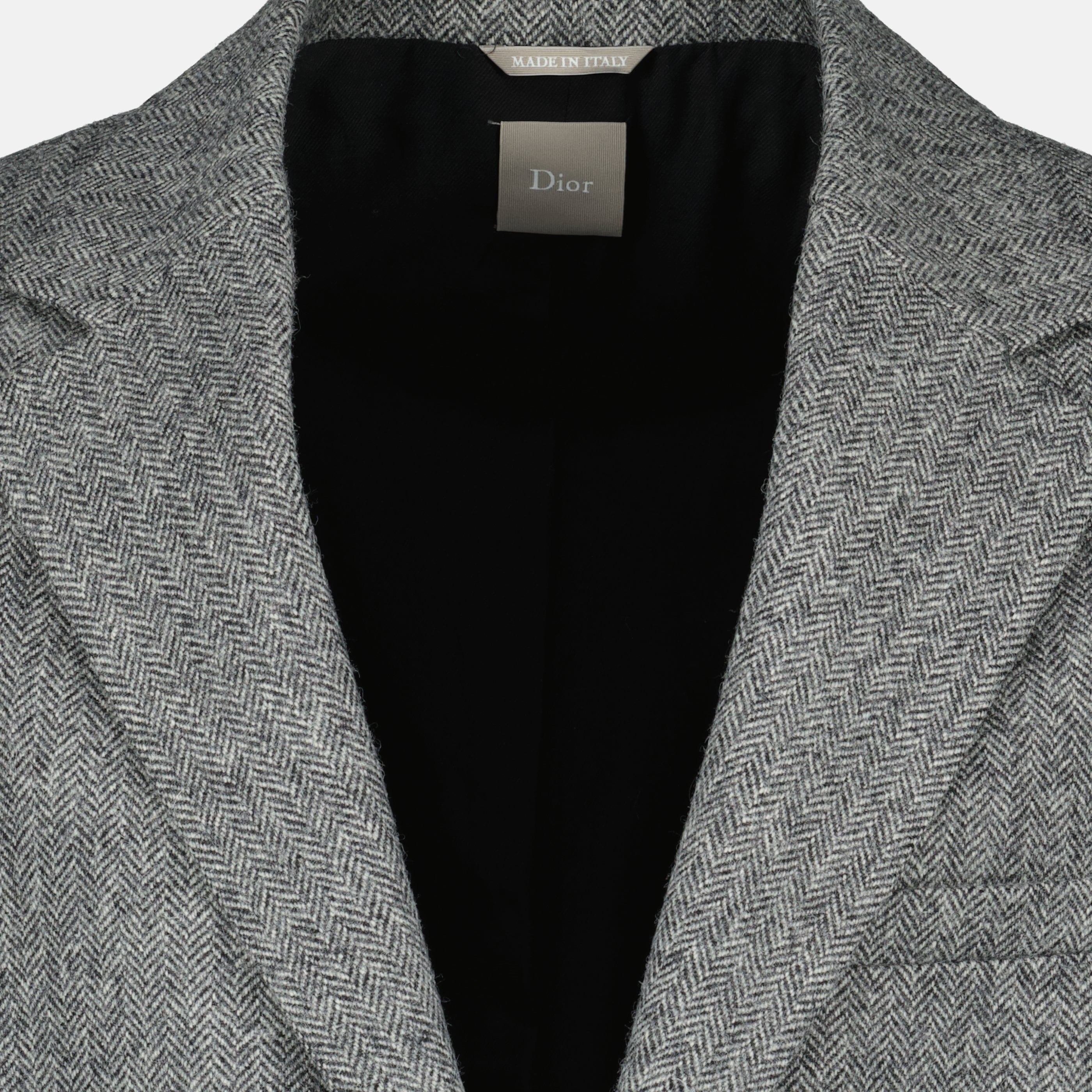 Immagine dell'articolo Cappotto grigio in lana del marchio Dior per Uomo - Stagione Primavera-Estate 2026 - Vista Dettagliata_2