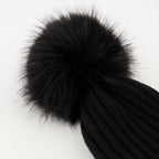 Imagem do artigo Gorro de lã com pompom da marca Moncler para Mulheres - Temporada Outono-Inverno 2025 - Vista Detalhada_3