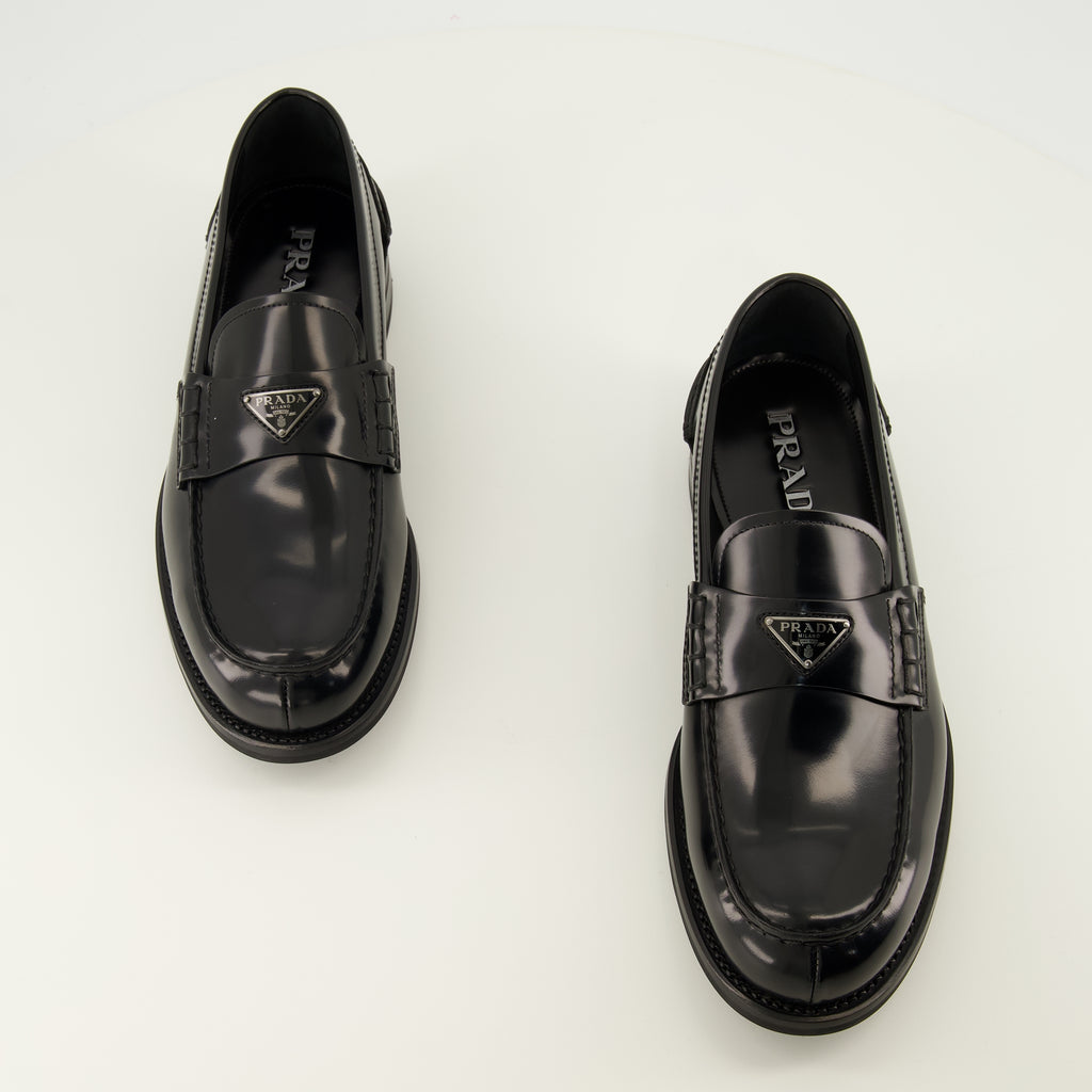 Mocassins Mocassins noir en cuir brossé Prada Noir Homme