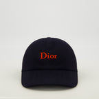 Immagine dell'articolo Cappellino ricamato blu navy del marchio Dior per Uomo - Stagione Primavera-Estate 2026 - Vista Frontale