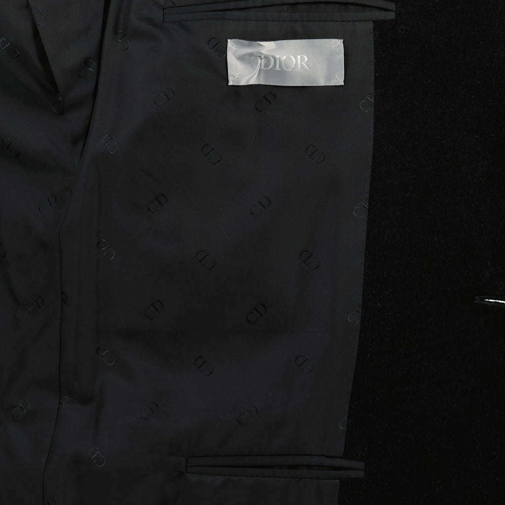 Bild des schwarzen Wollblazers von Dior für Herren - Herbst-Winter 2025 - Detaillierte Ansicht_2