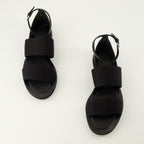 Immagine dell'articolo Sandali neri in pelle del marchio Max Mara per Donna - Stagione Primavera-Estate 2026 - Vista dall'alto della coppia di scarpe