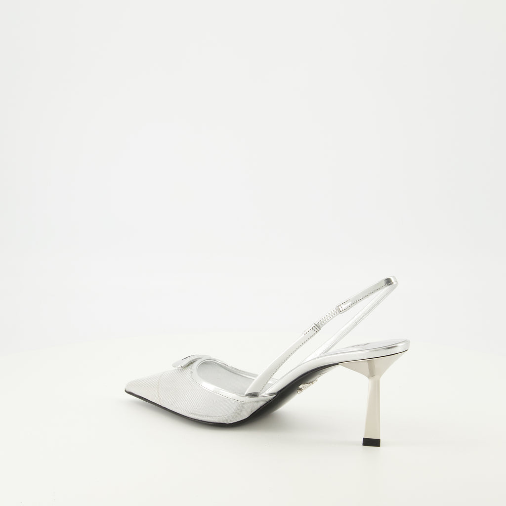 Image de l'article Escarpins en mesh argenté de la marque Prada pour Femme - Saison Printemps-Été 2026 - Vue trois quarts arrière droite