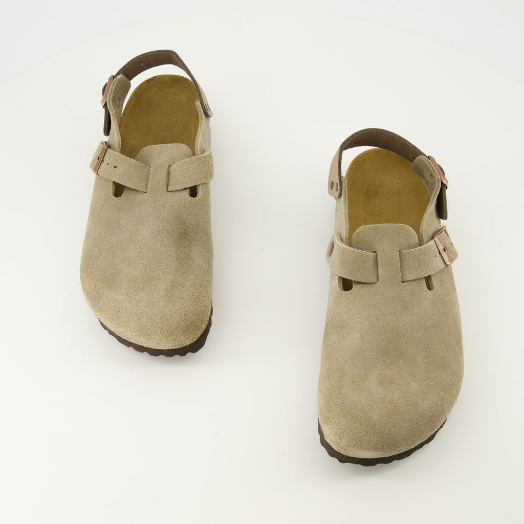Image de l'article Mules Tokio taupe de la marque Birkenstock pour Unisex - Saison Printemps-Été 2026 - Vue de dessus paire de chaussure