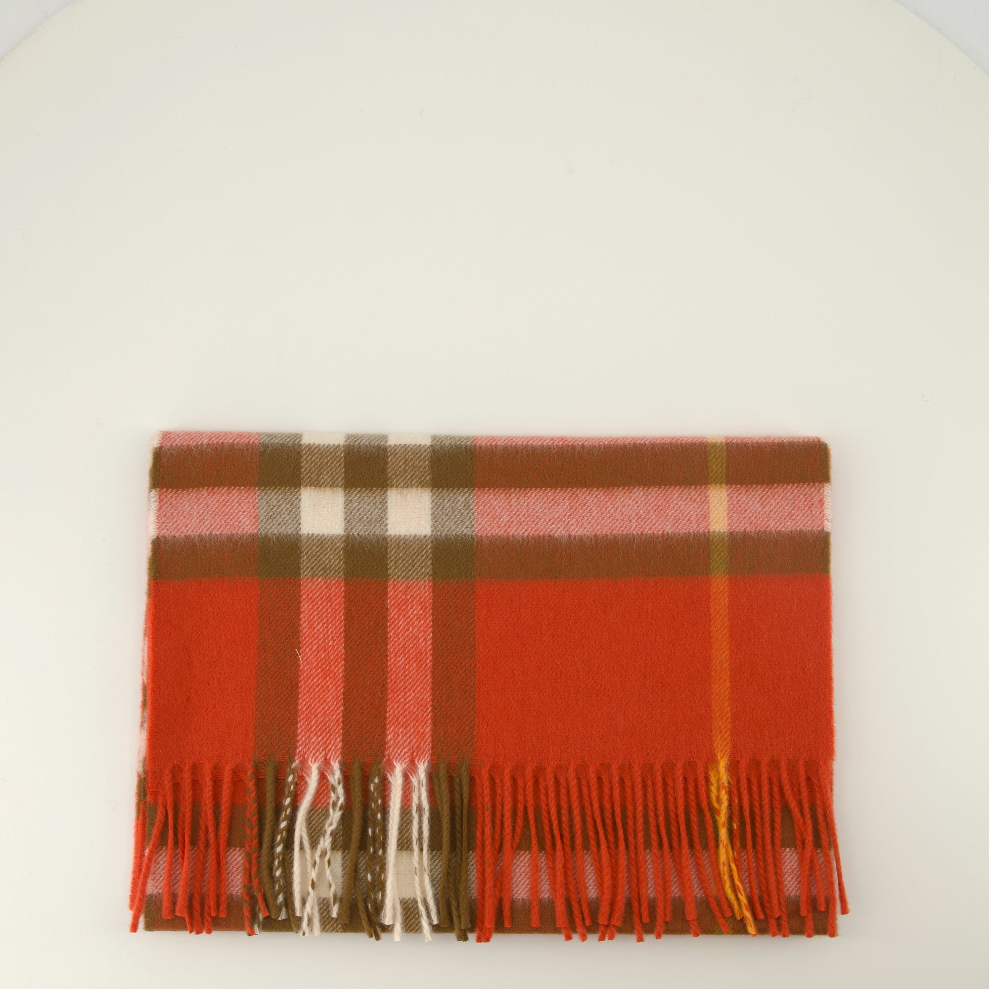 Image de l'article Écharpe en cachemire Check orange de la marque Burberry pour Unisex - Saison Printemps-Été 2026 - Vue détaillée_2