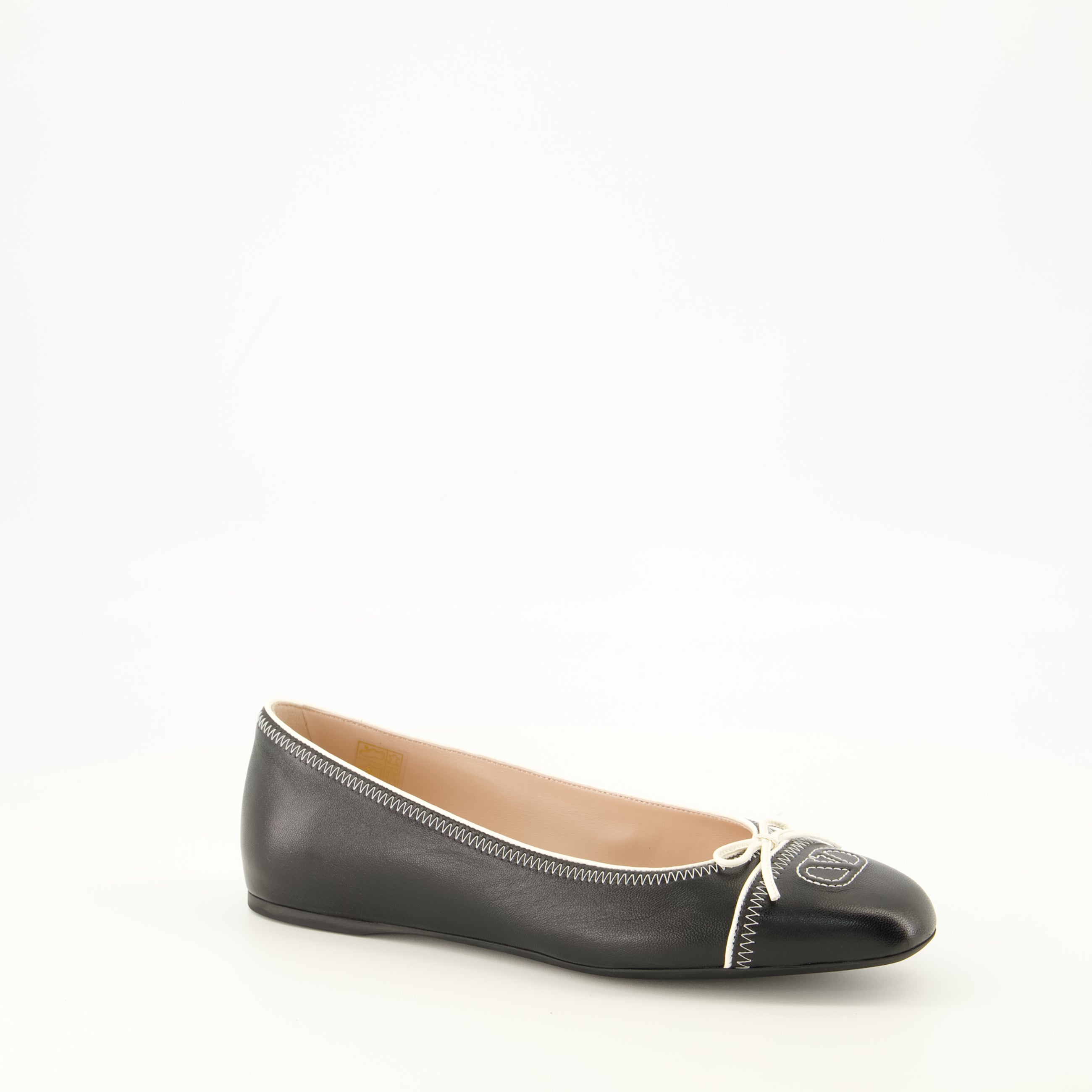 Chaussures plates Ballerines en cuir noir Valentino Garavani Noir Femme